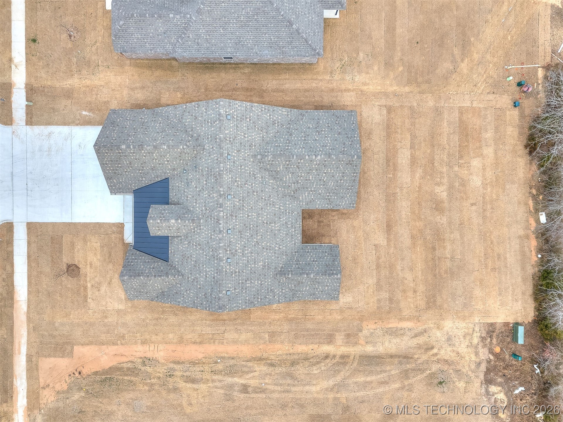 14757 S College Place Property Photo 3