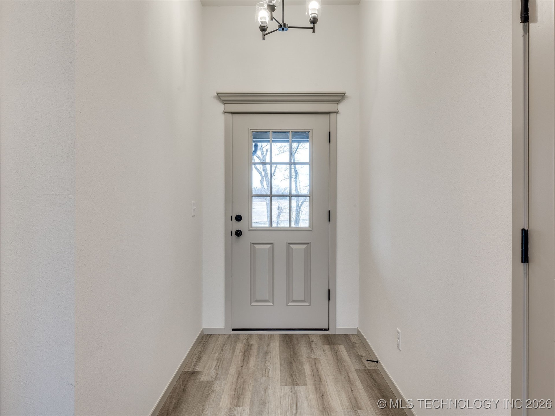 14757 S College Place Property Photo 4