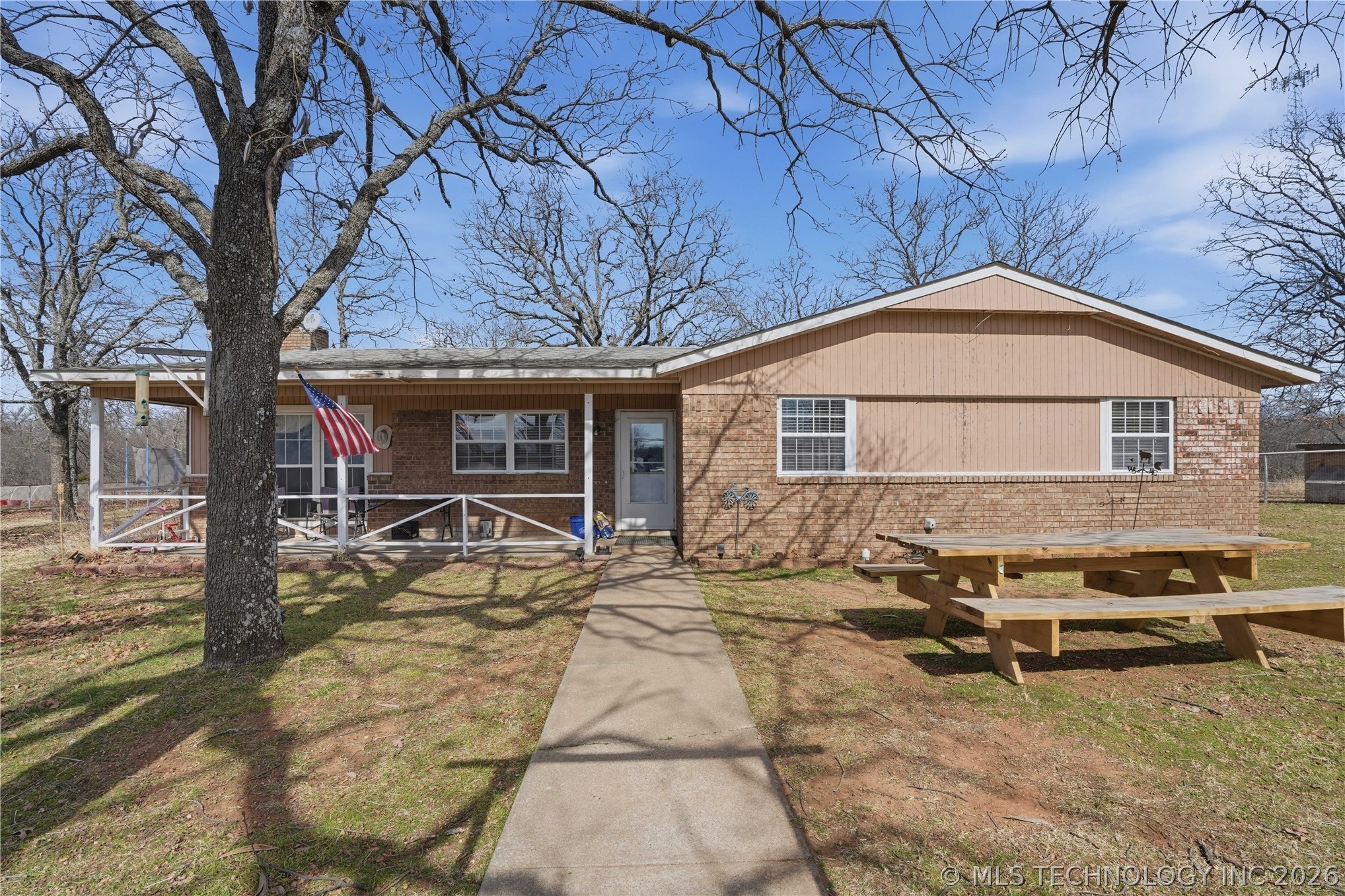 21647 Hwy 80 Property Photo 1