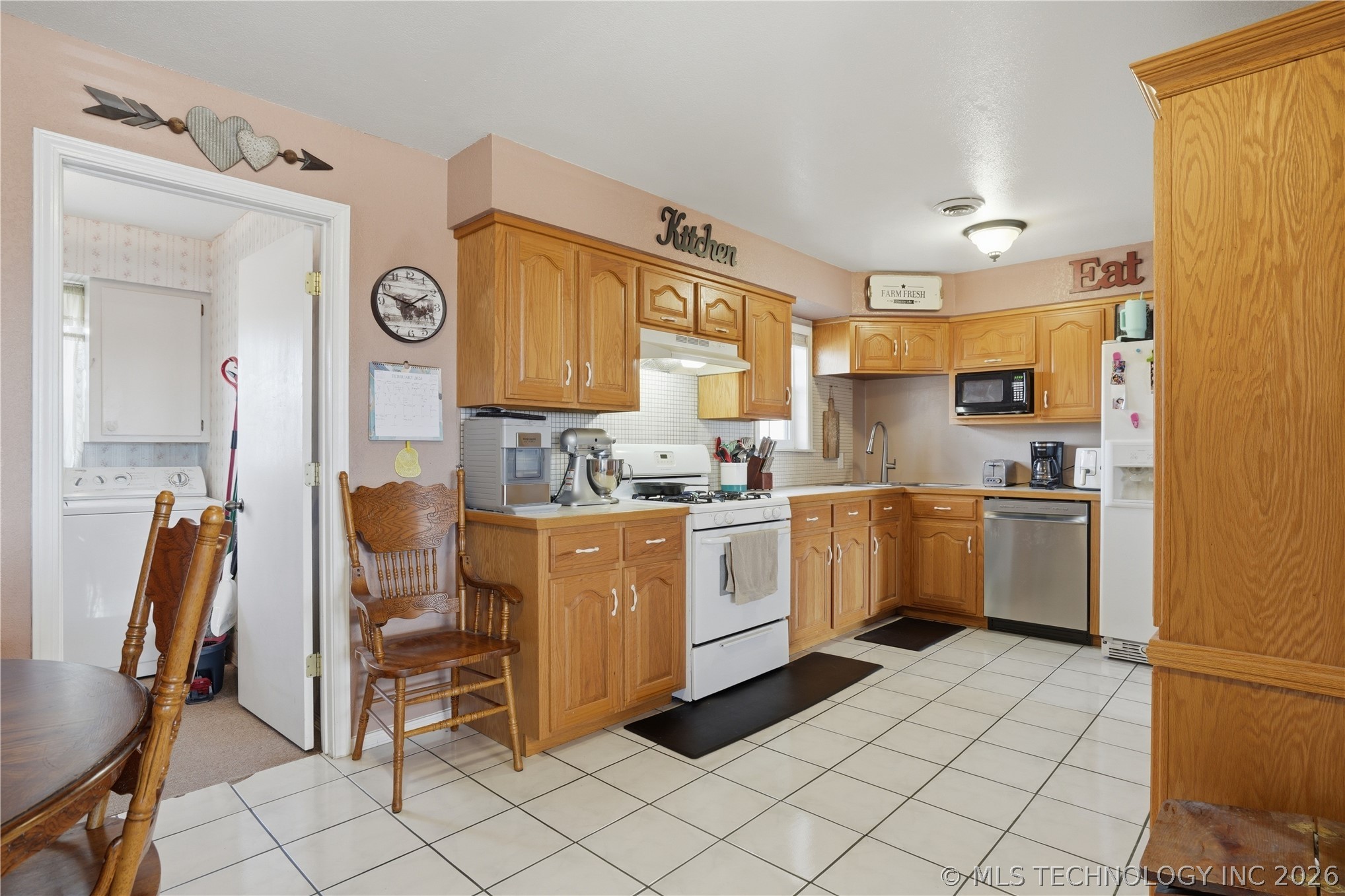21647 Hwy 80 Property Photo 10