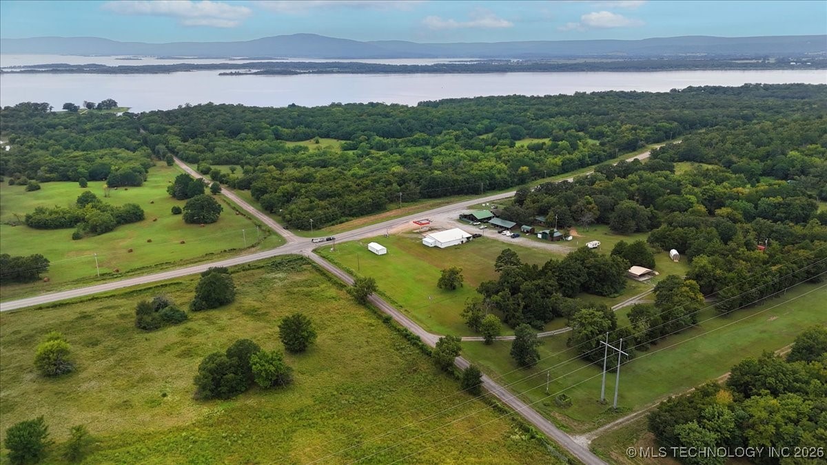 Highway 2 Property Photo 11