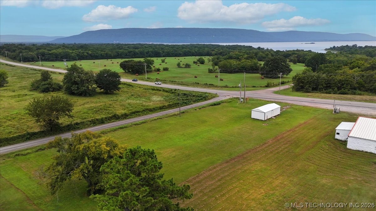 Highway 2 Property Photo 16