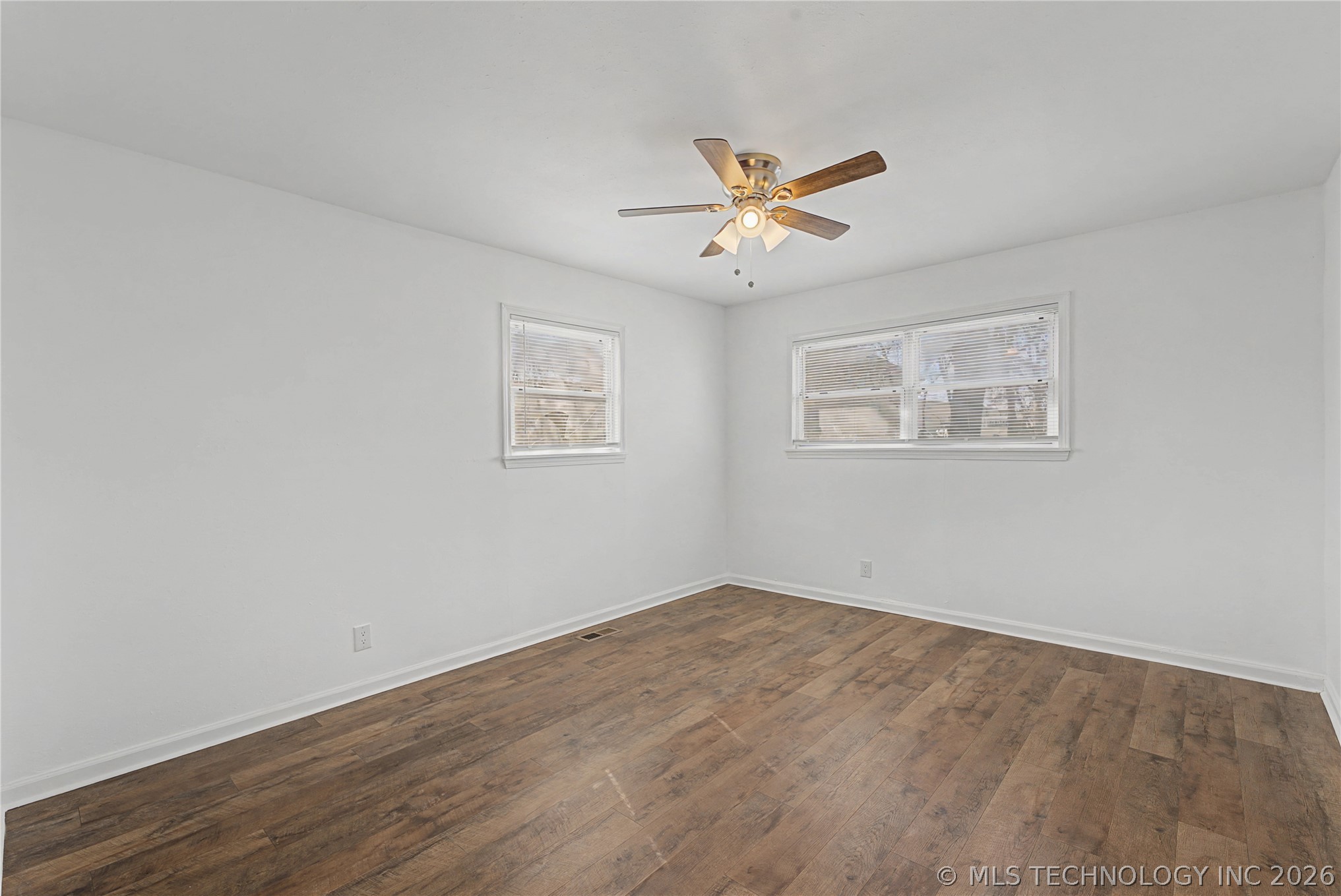 1805 S Osage Avenue Property Photo 14