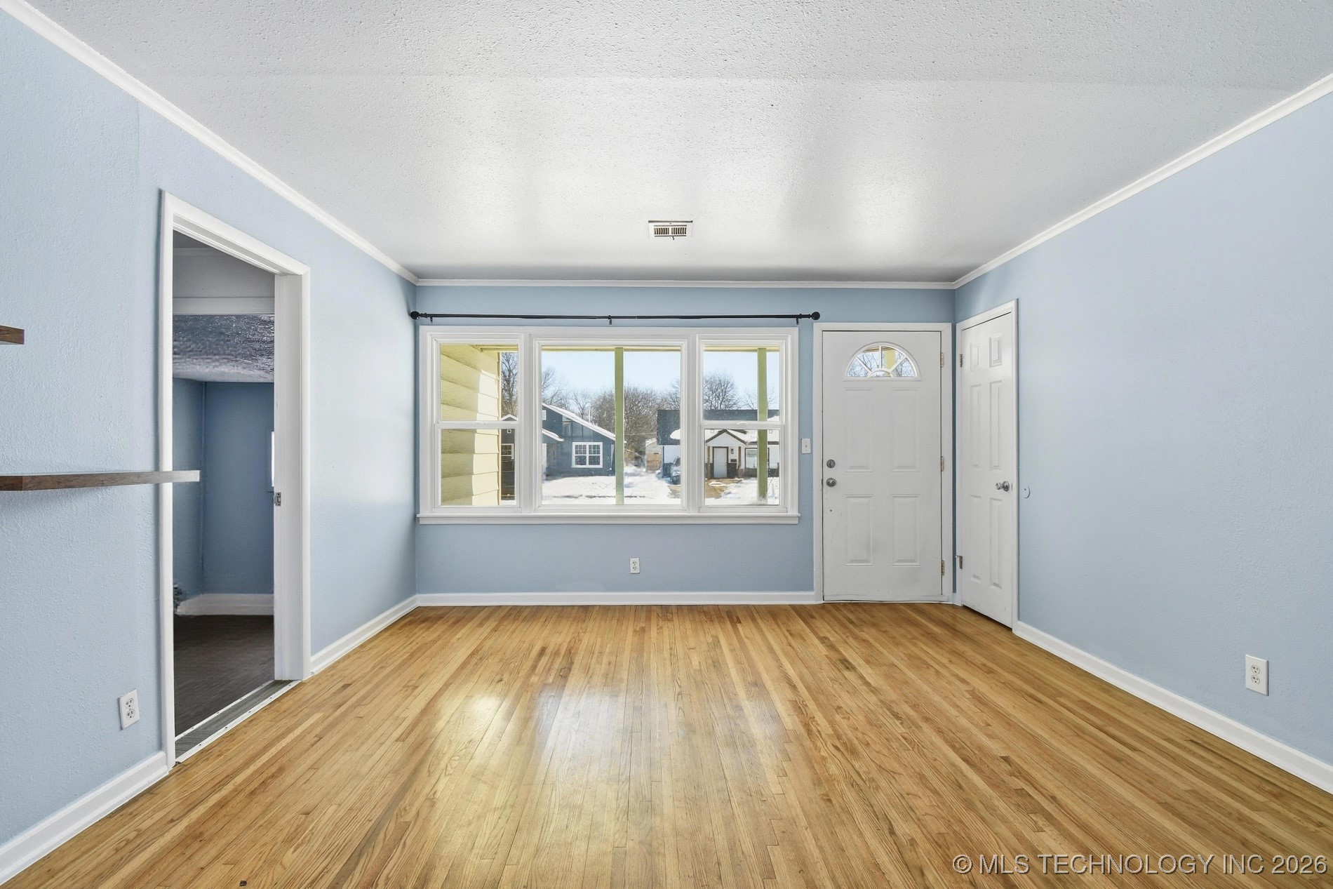 424 S 69th East Avenue Property Photo 9