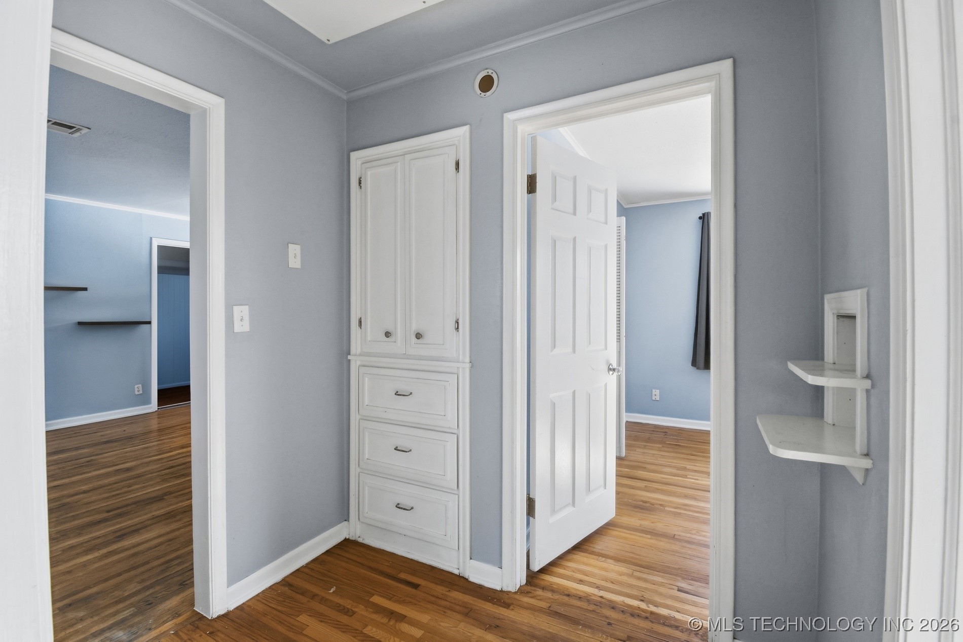 424 S 69th East Avenue Property Photo 26