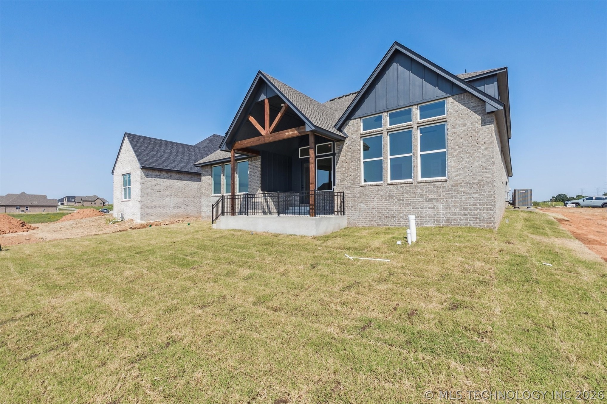 2722 E 134th Circle Property Photo 63