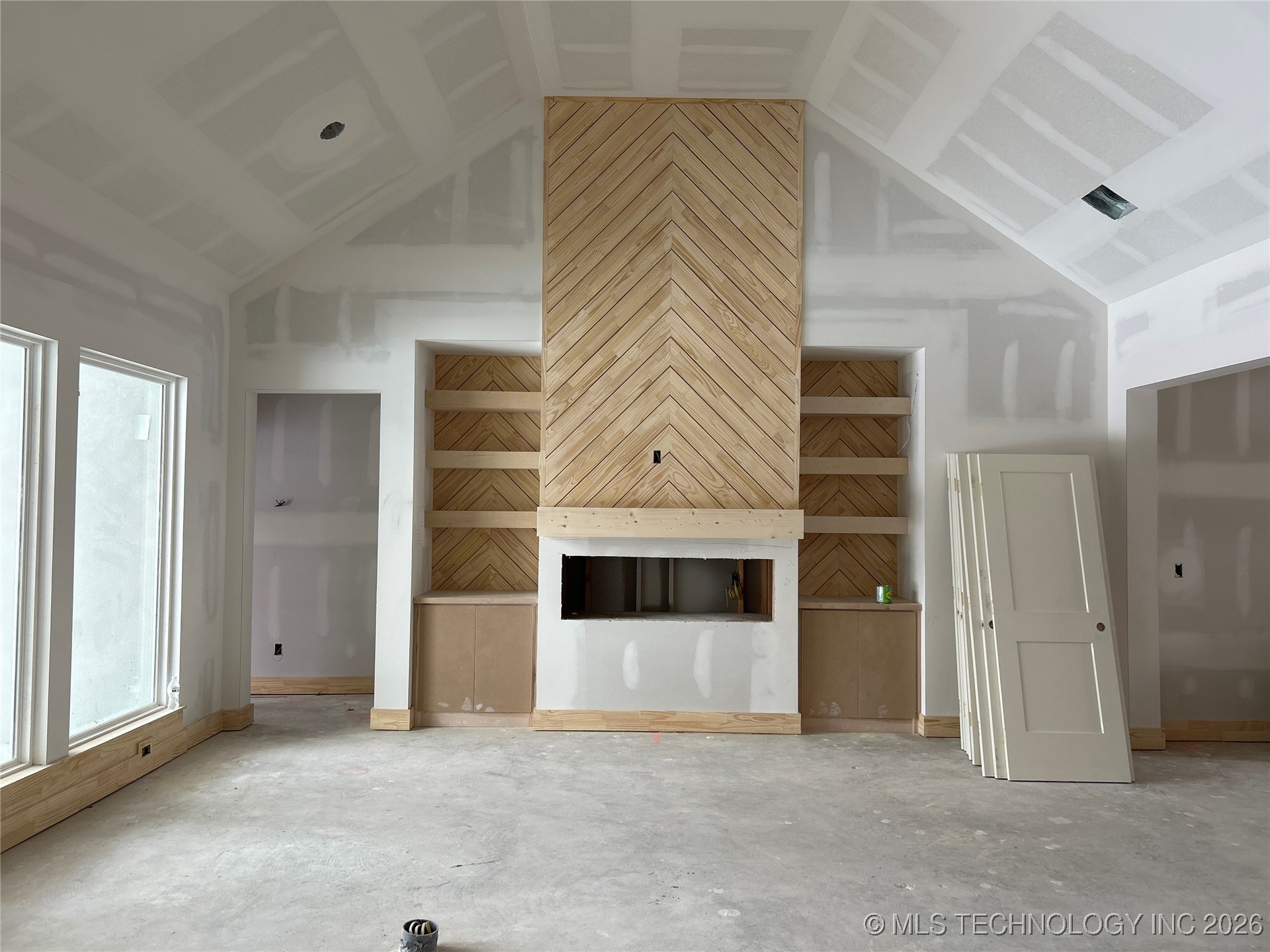 16705 E 41st Place S Property Photo 5