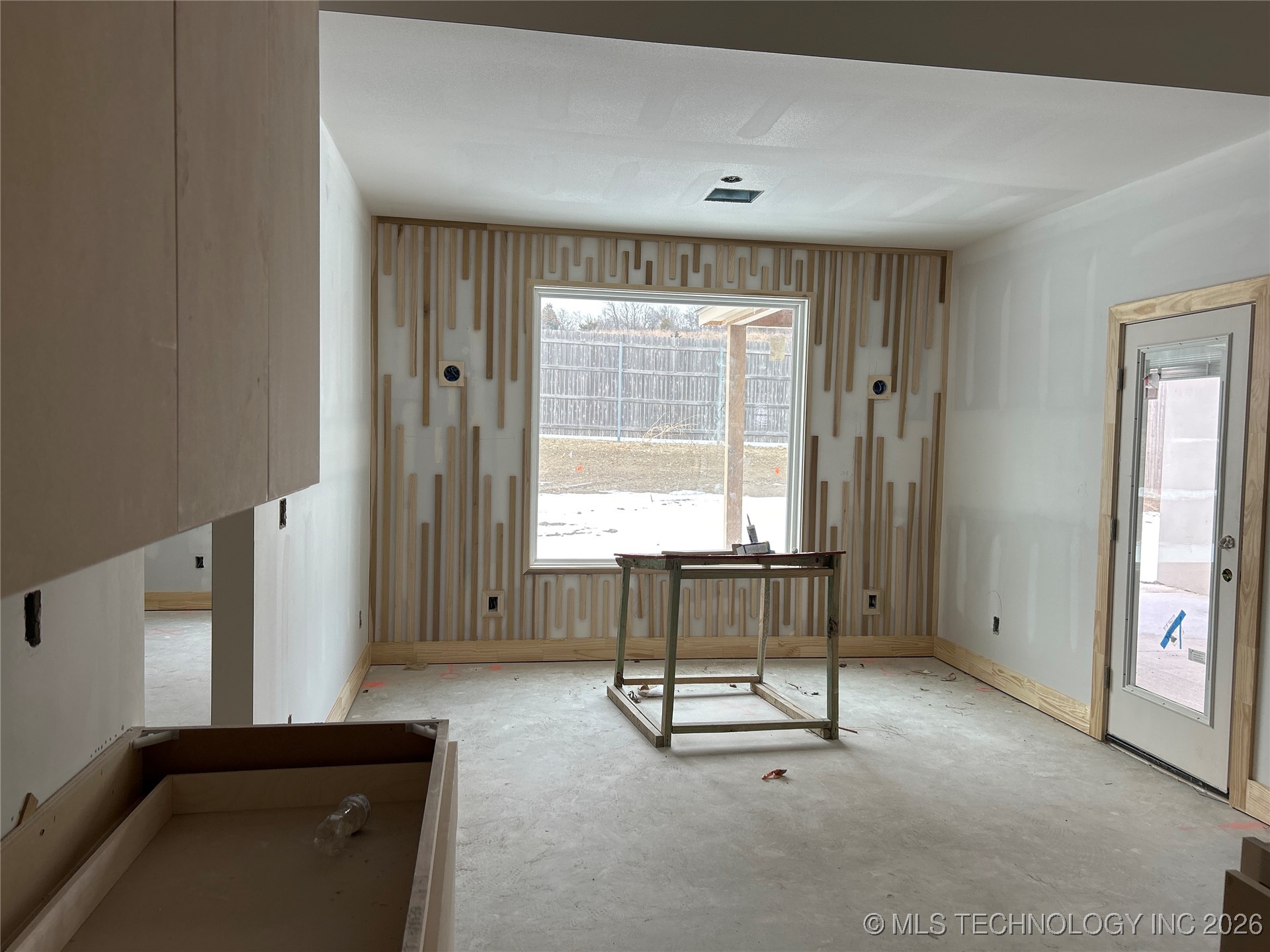 16705 E 41st Place S Property Photo 6