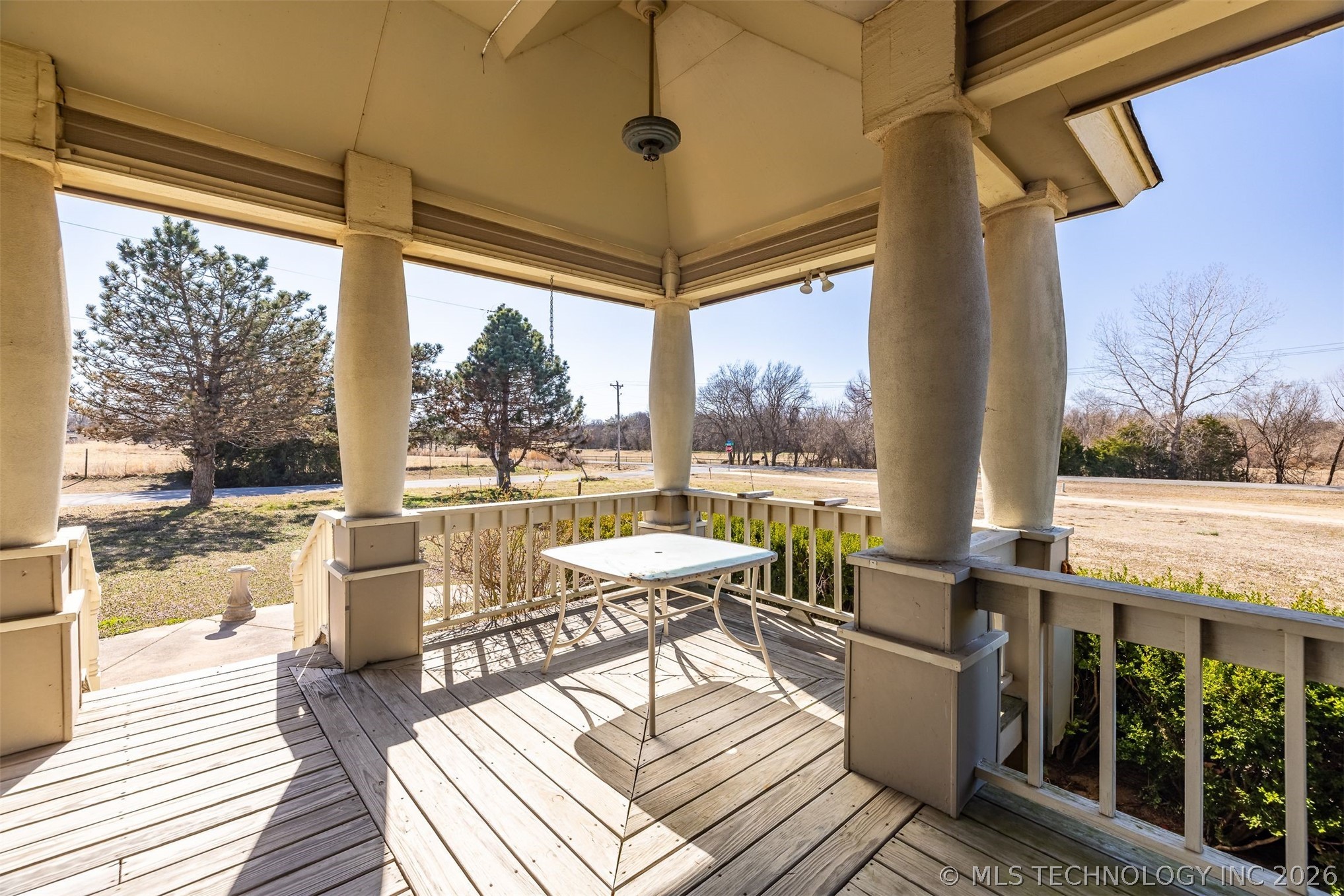 12315 S Garnett Road Property Photo 6