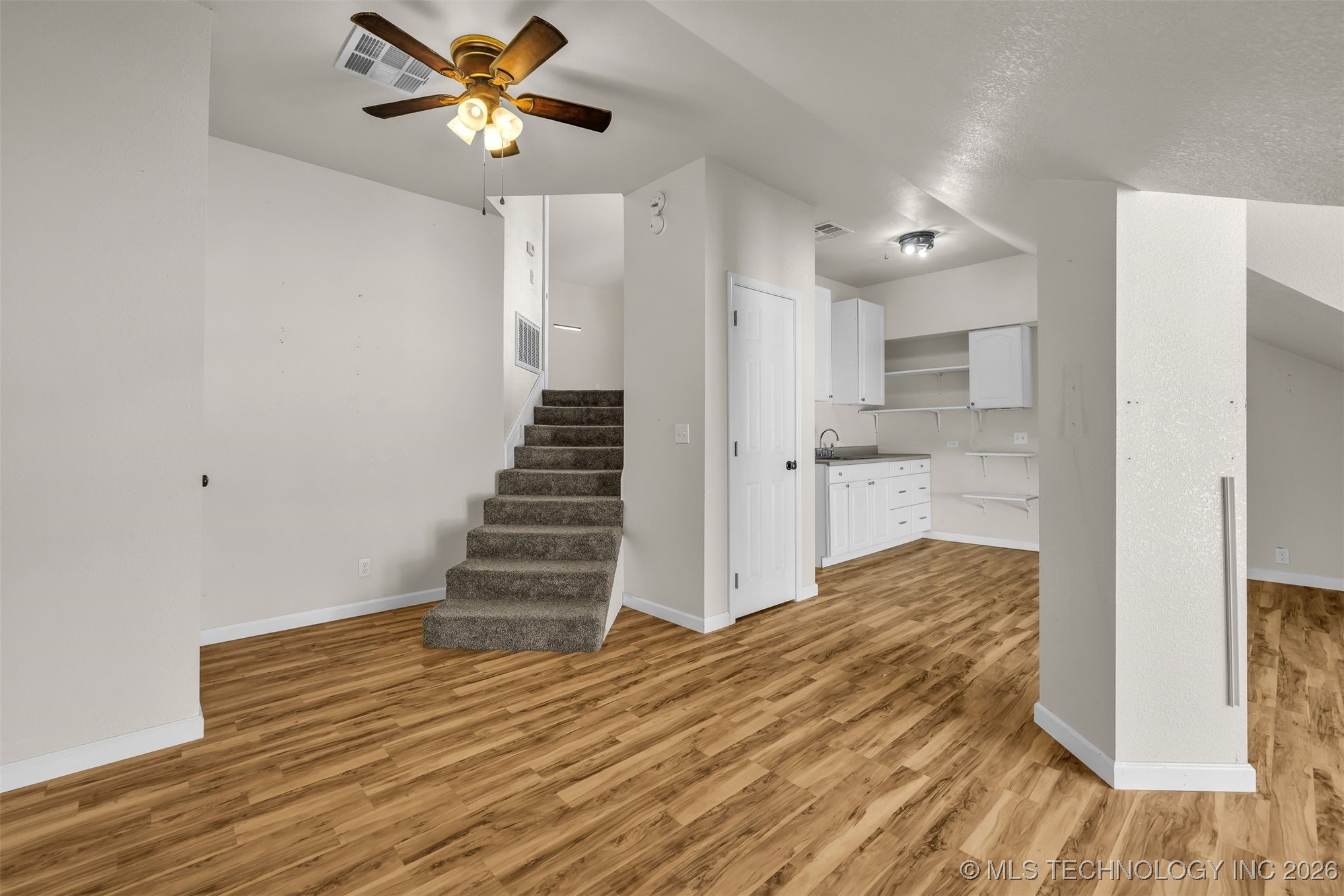 12315 S Garnett Road Property Photo 46