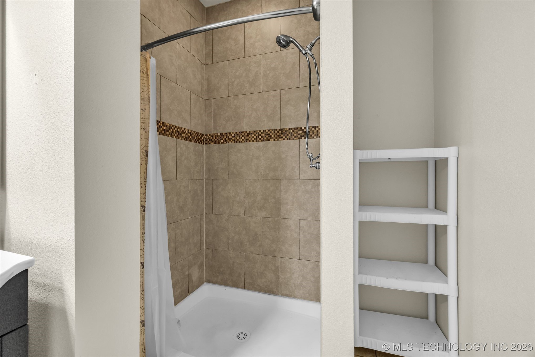 12315 S Garnett Road Property Photo 50