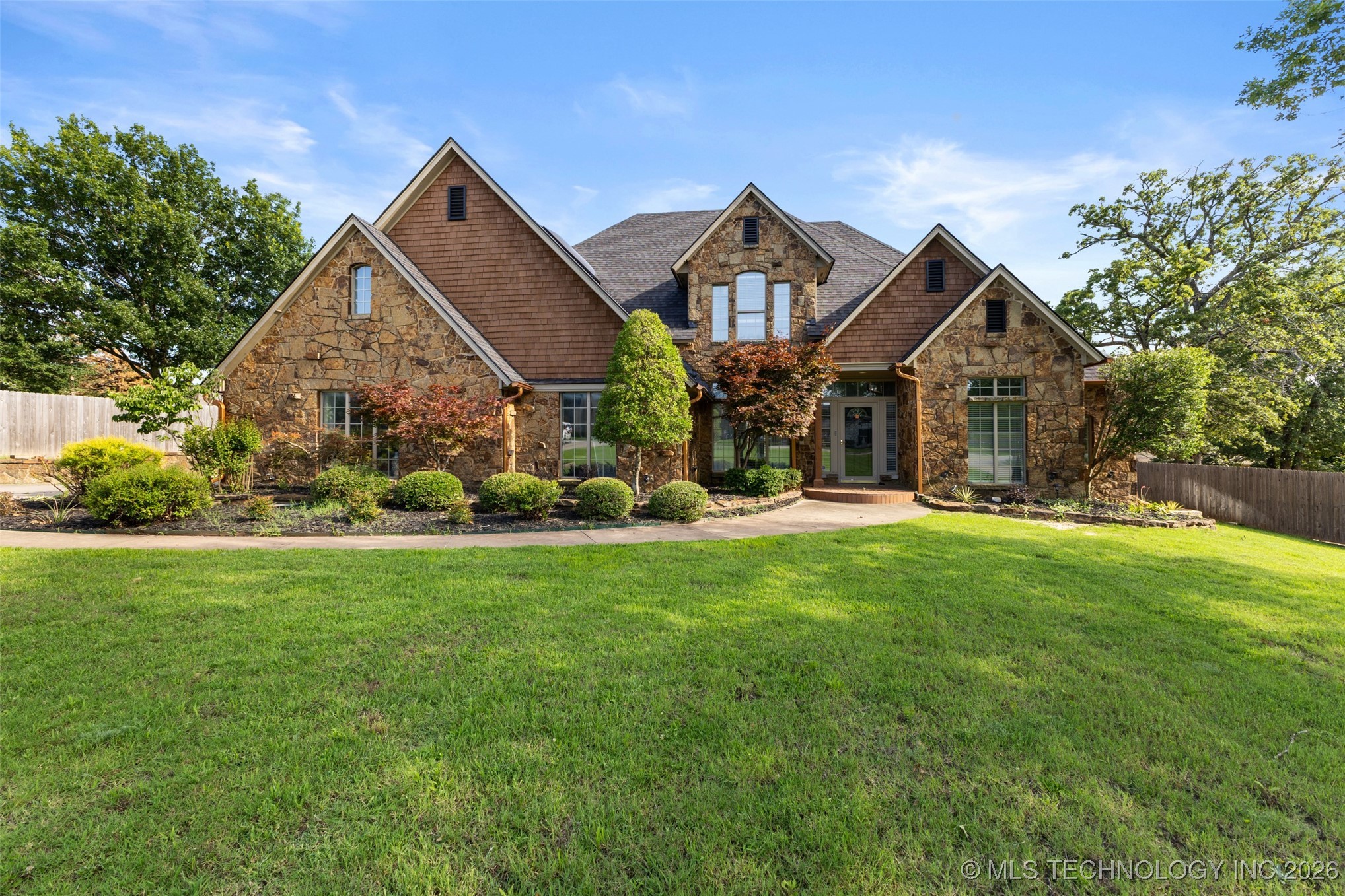 1505 Augusta Property Photo 1