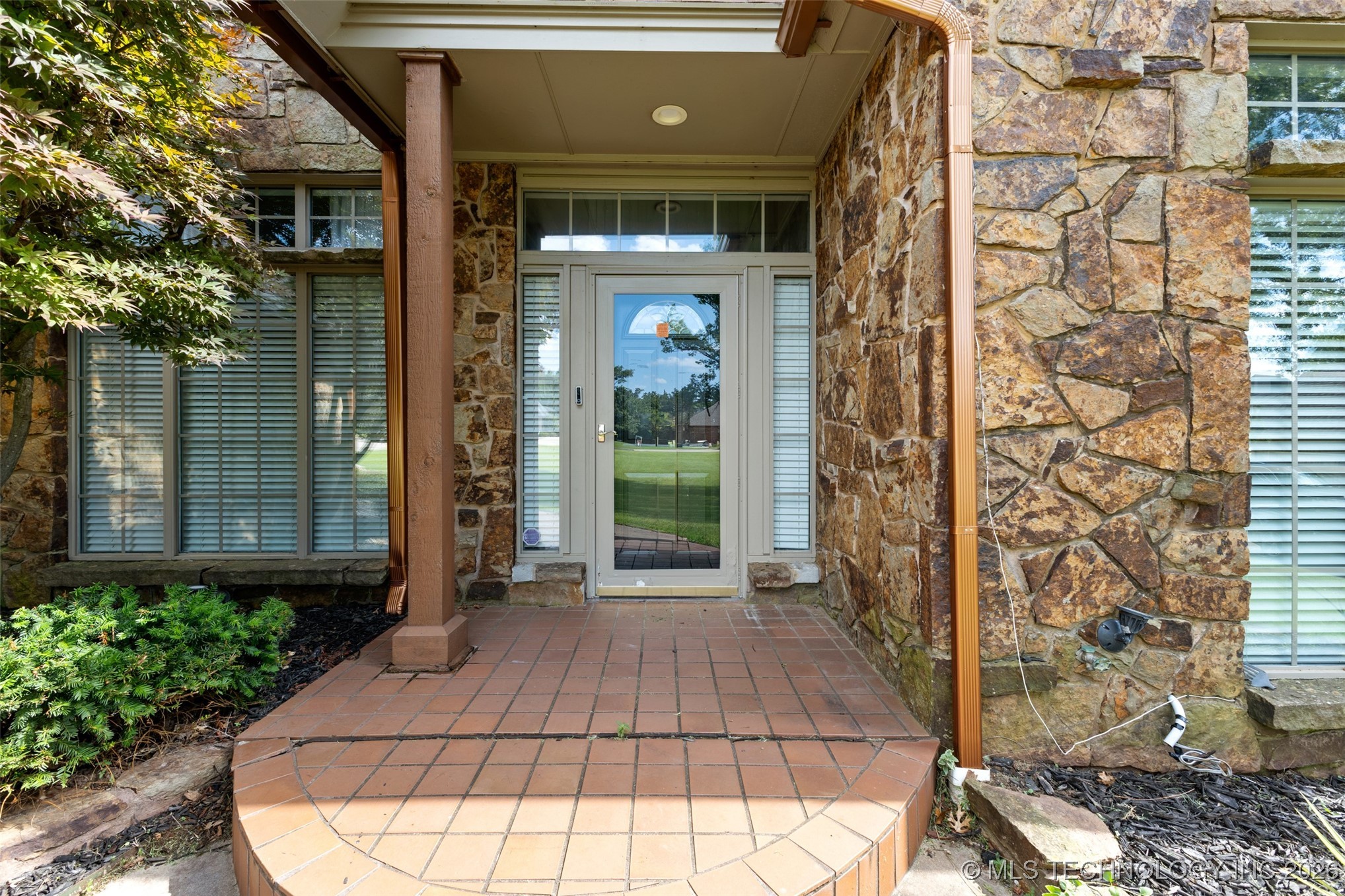 1505 Augusta Property Photo 5