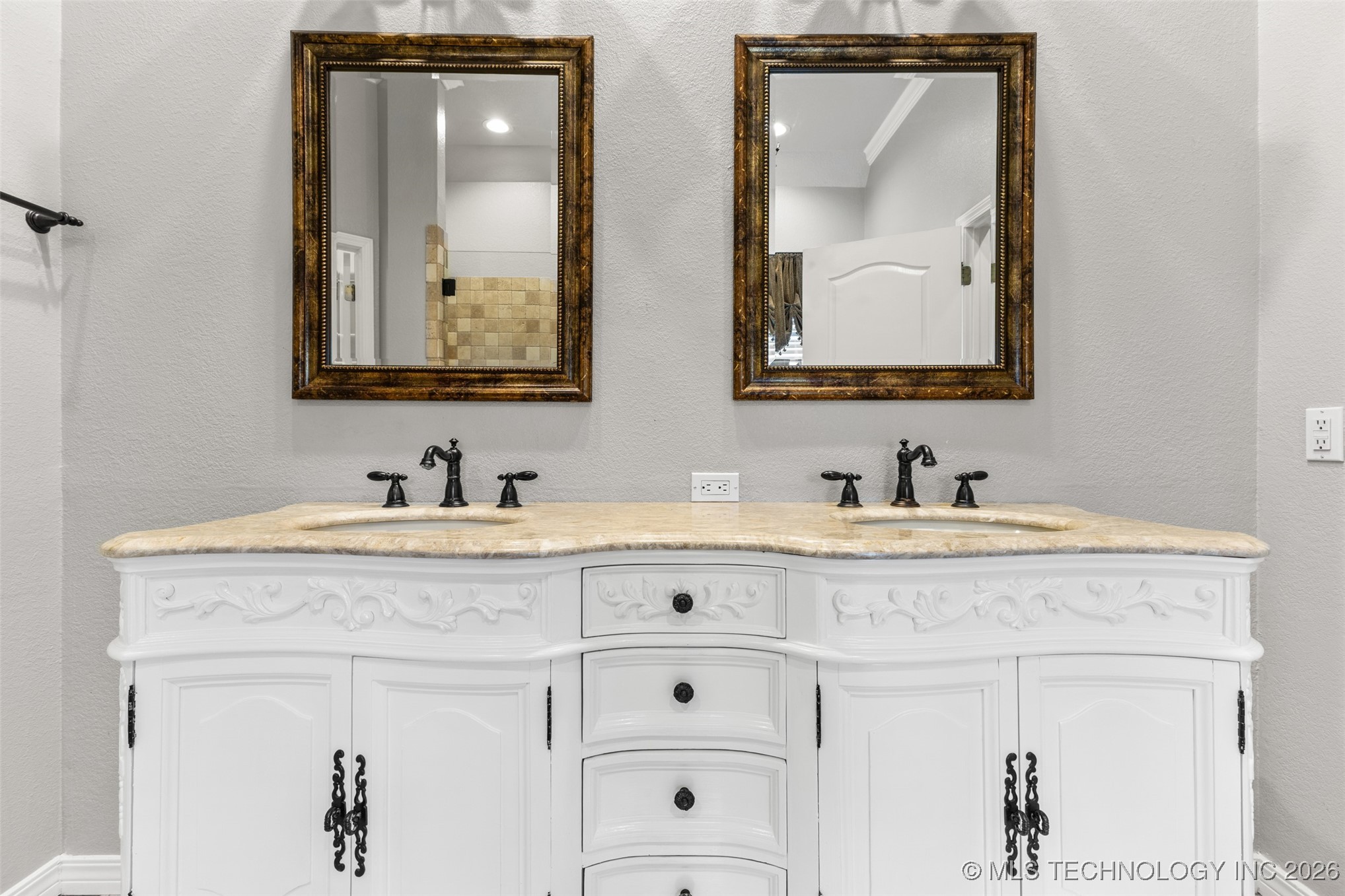 1505 Augusta Property Photo 36