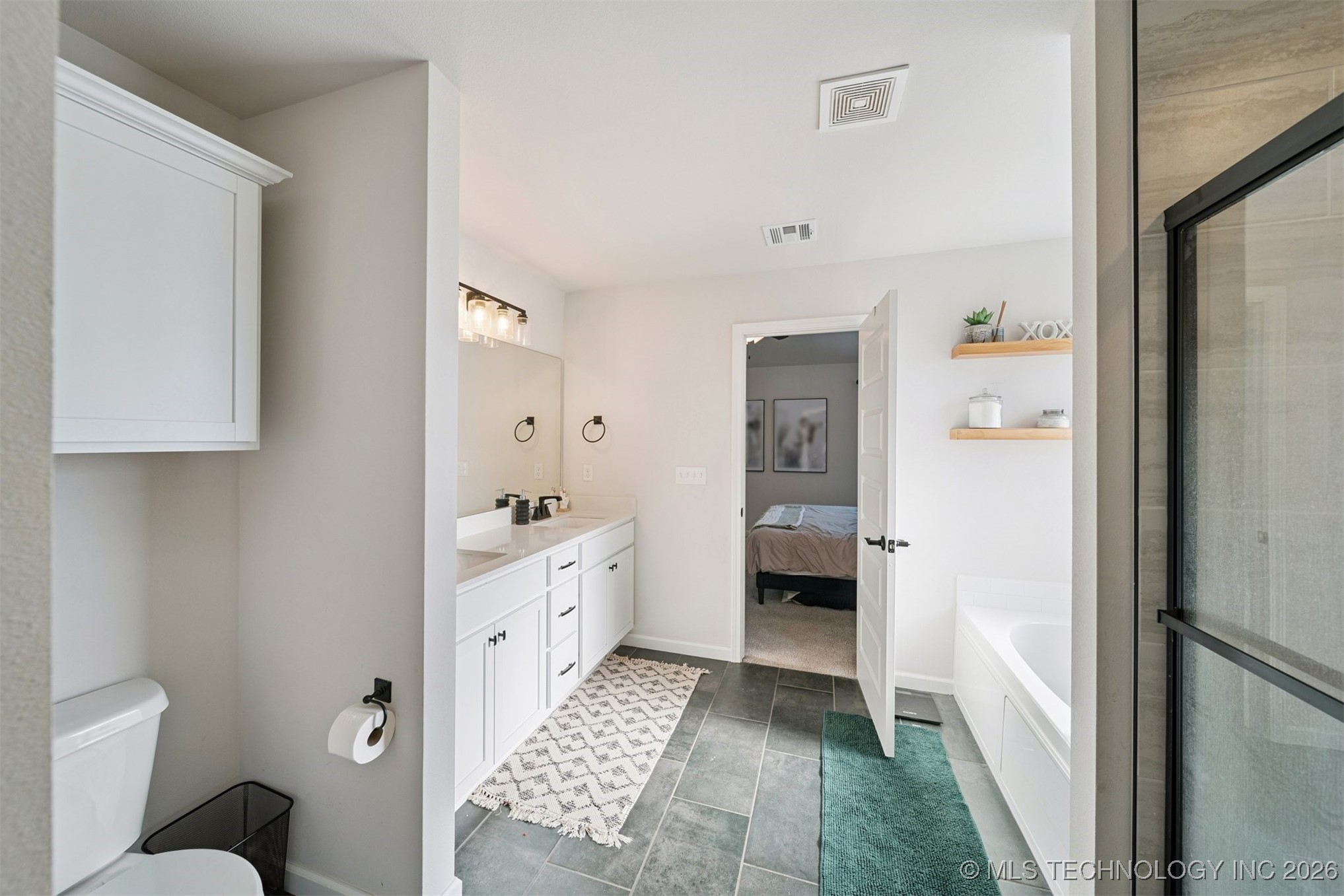 7401 N 160th East Avenue Property Photo 19