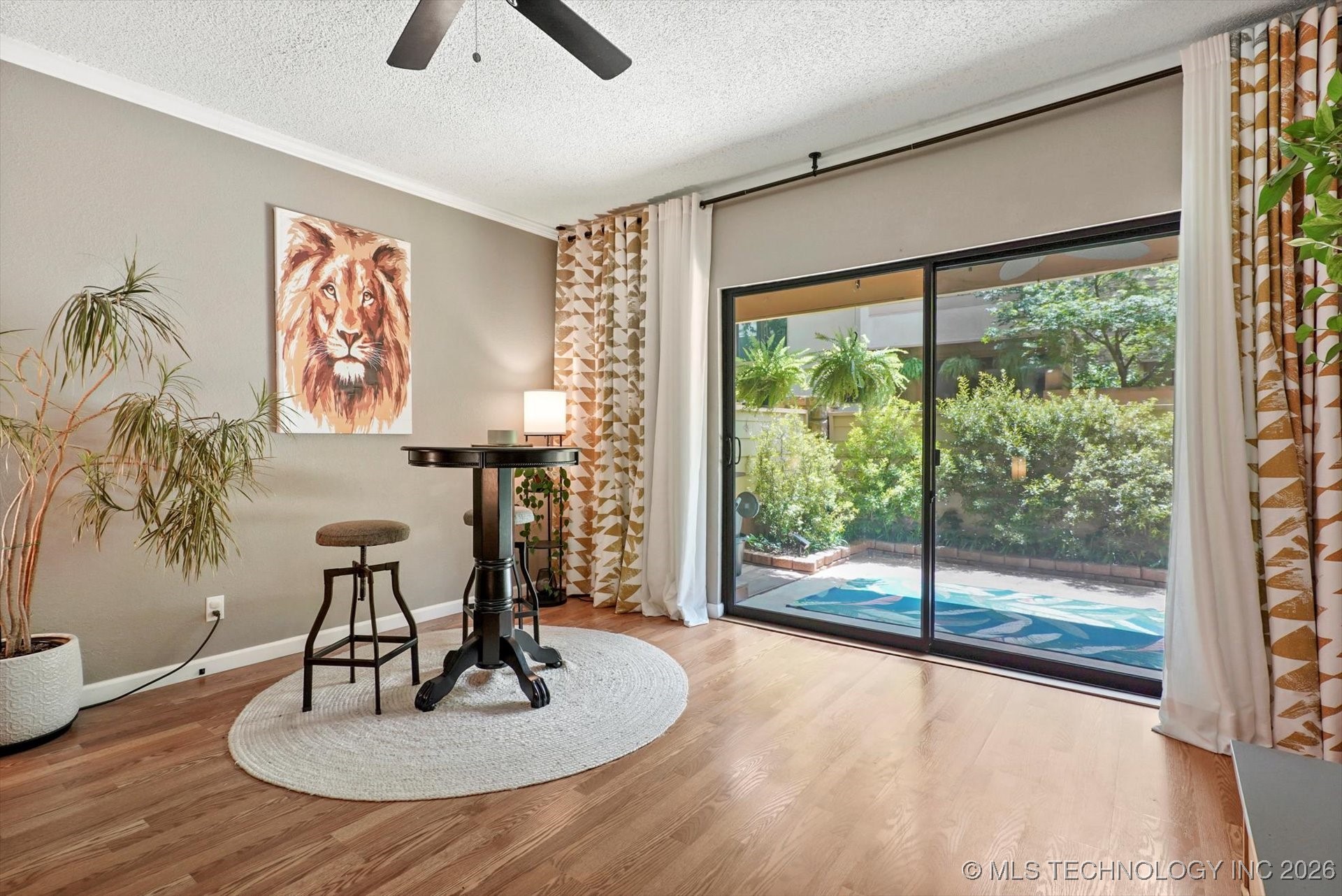 2955 E 84th Street Property Photo 6