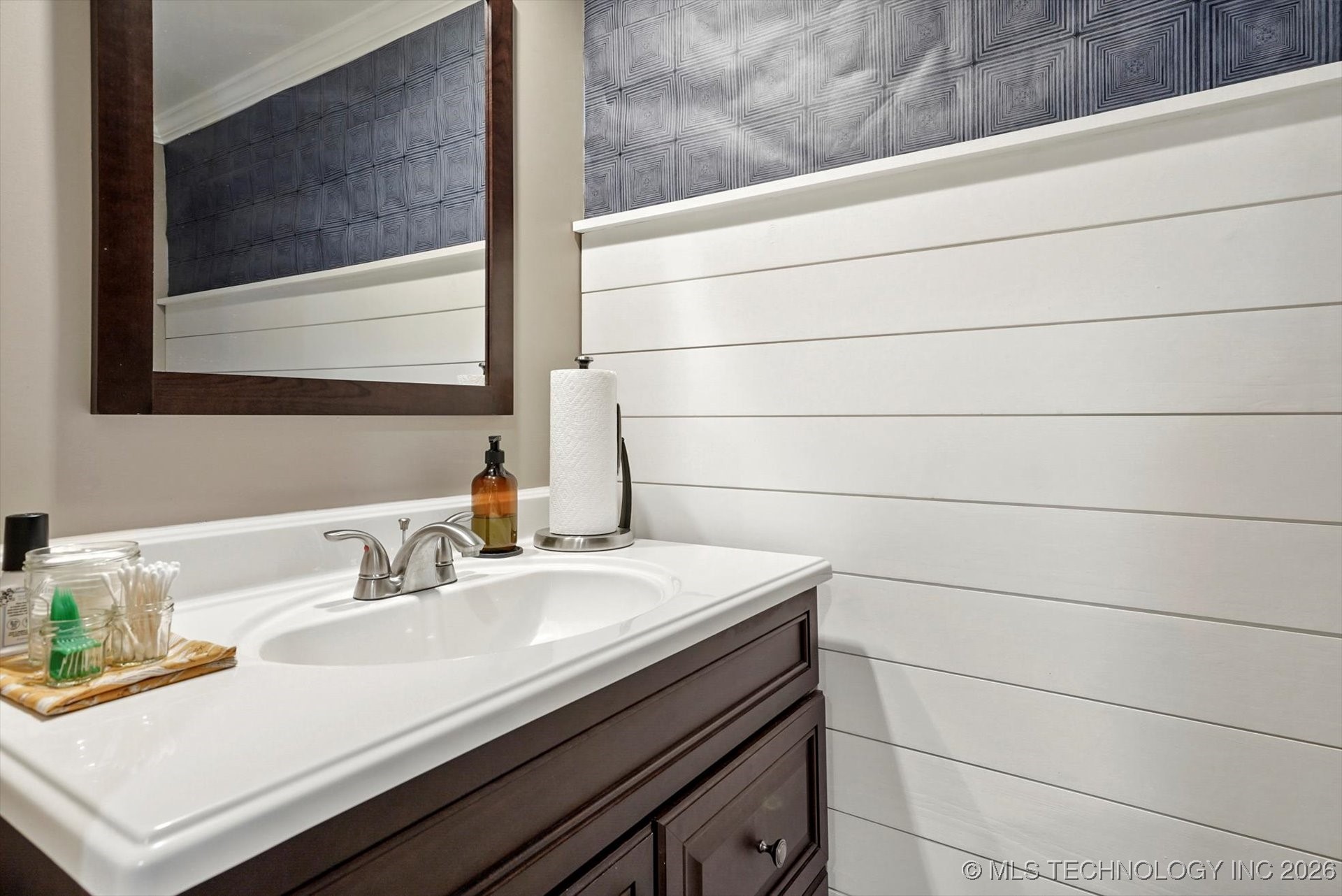 2955 E 84th Street Property Photo 18