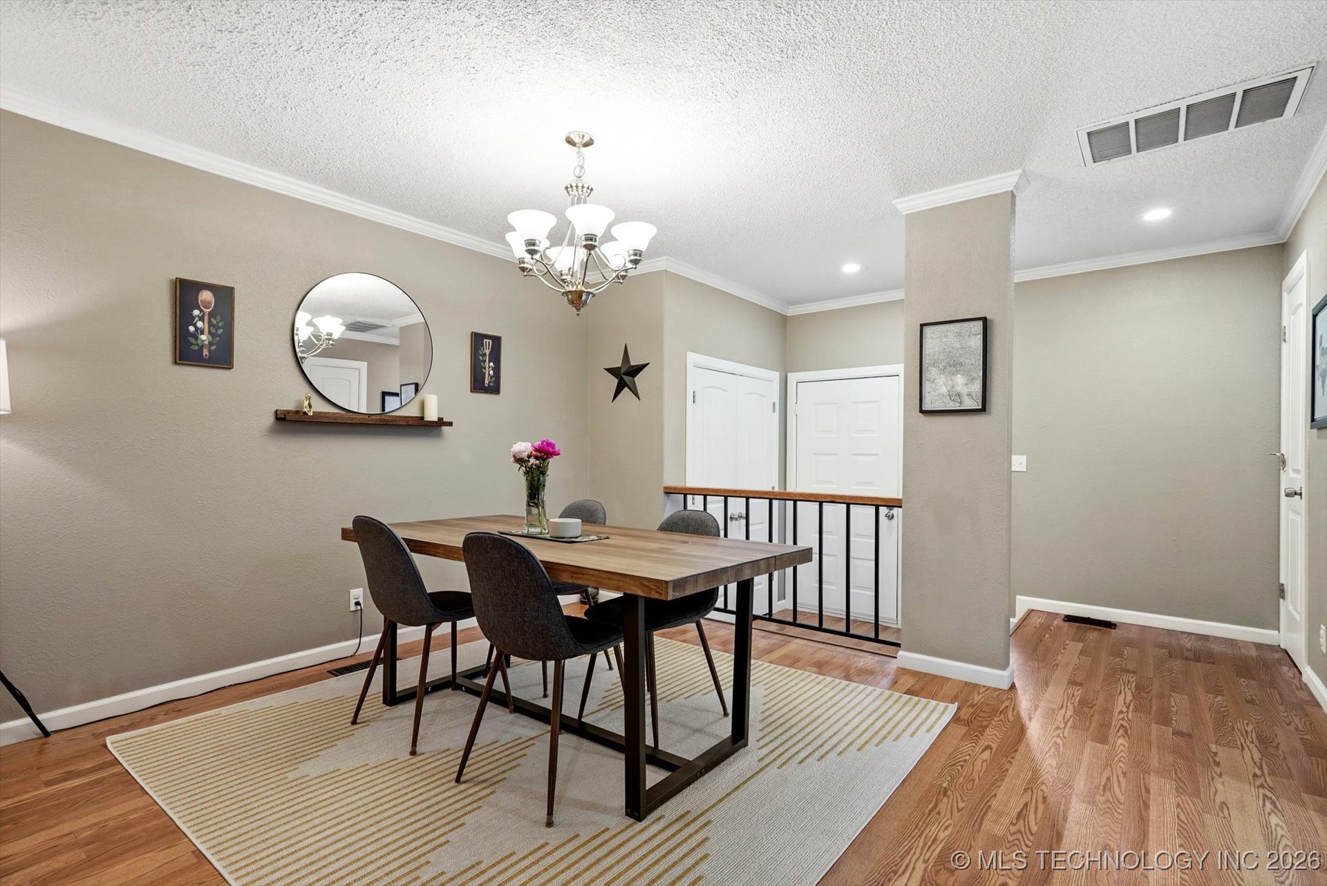 2955 E 84th Street Property Photo 23