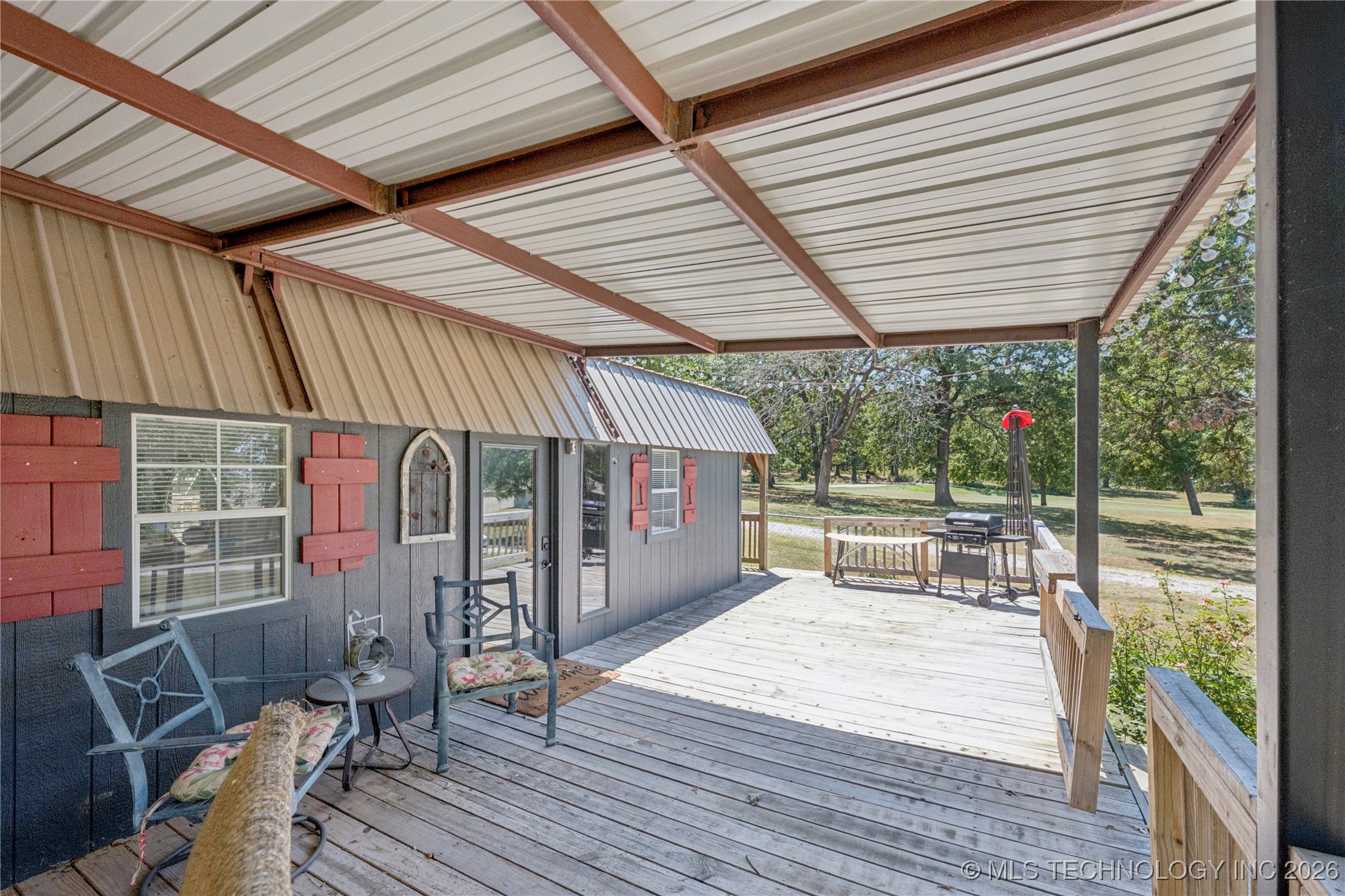 108285 Catfish Property Photo 5