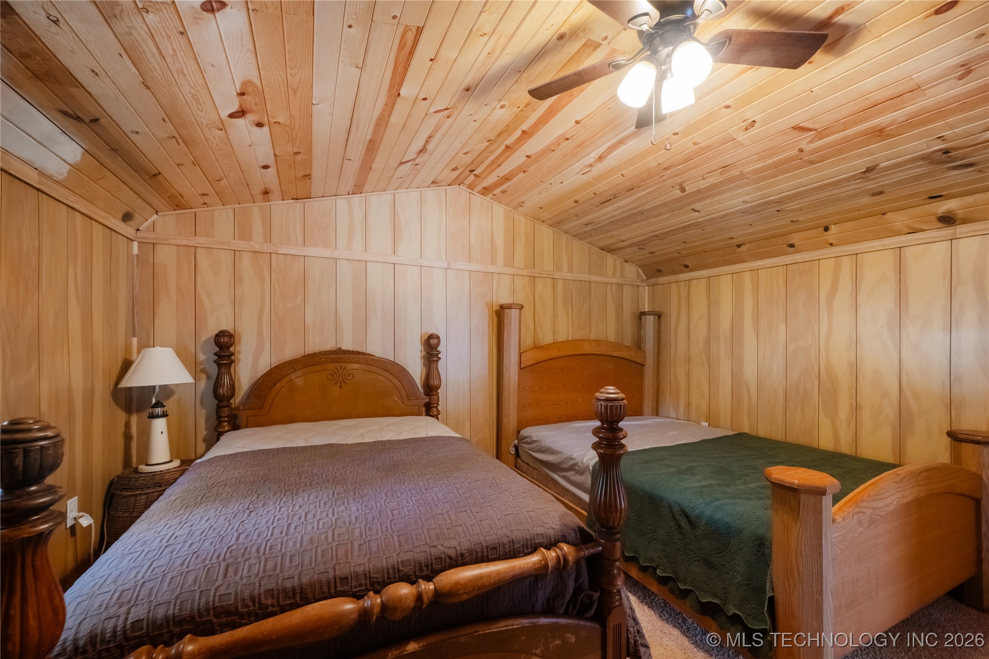 108285 Catfish Property Photo 15