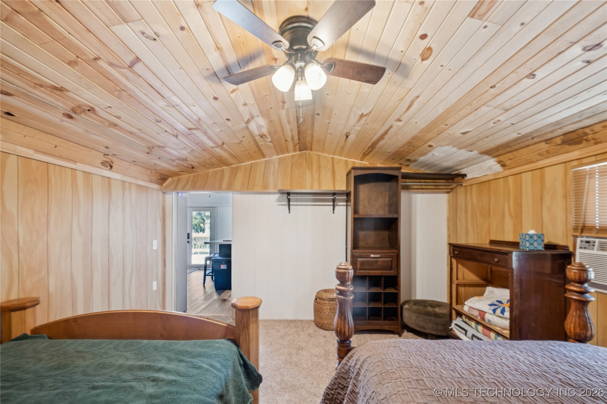 108285 Catfish Property Photo 16