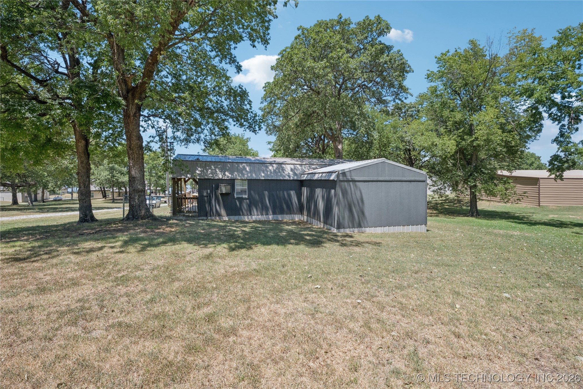 108285 Catfish Property Photo 17