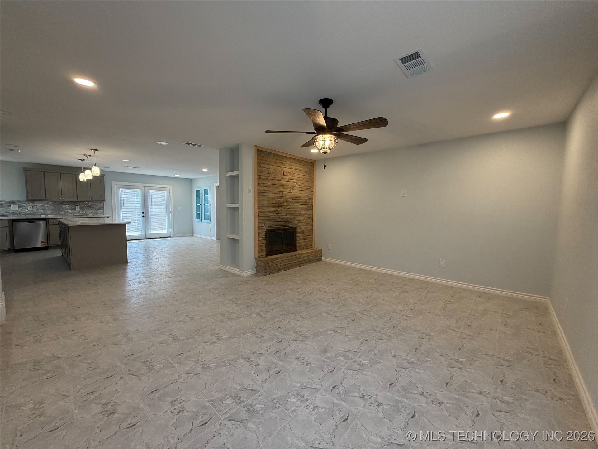 2505 Haskell Boulevard Property Photo 2