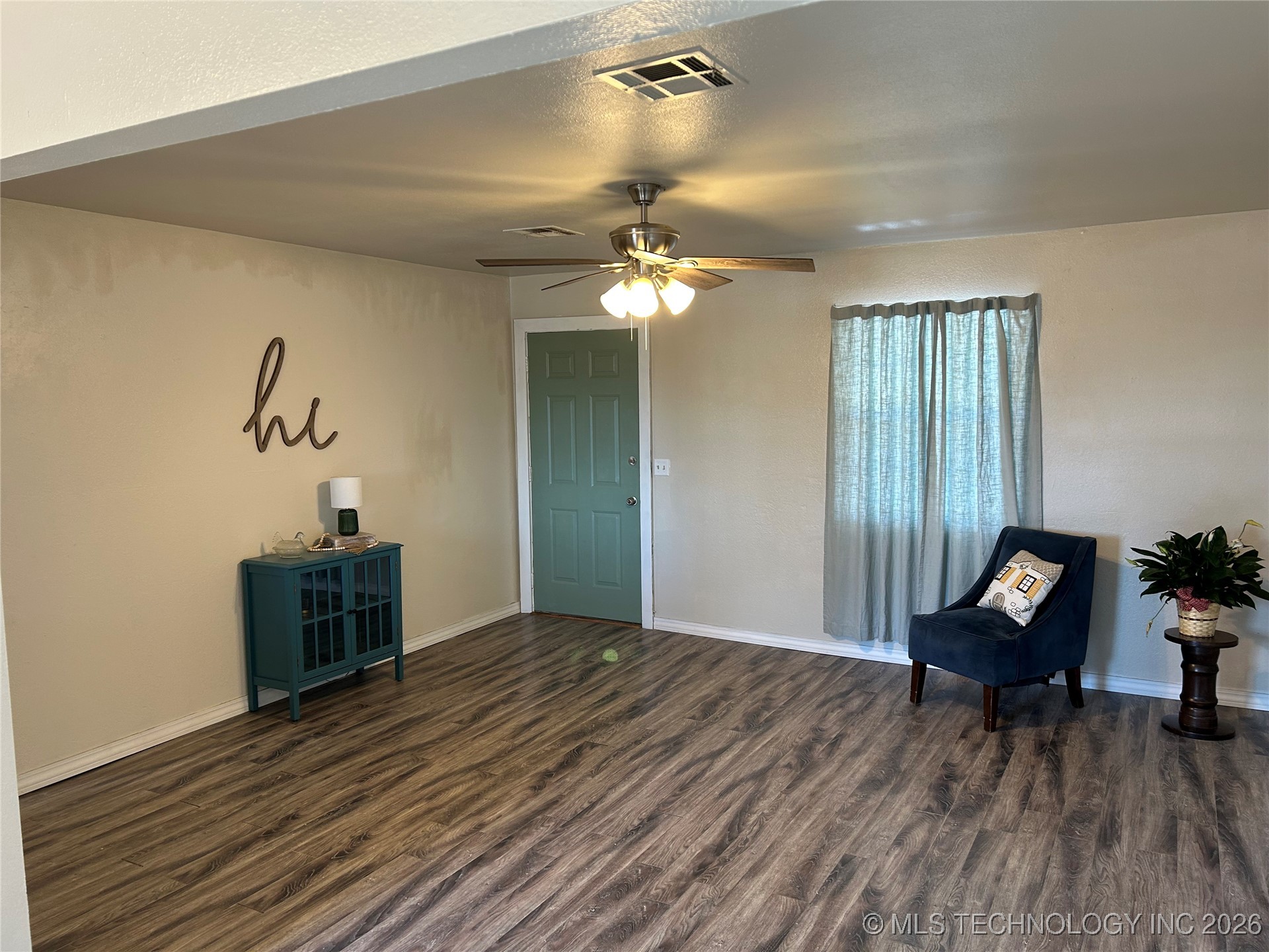 316 W Chickasaw Property Photo 2