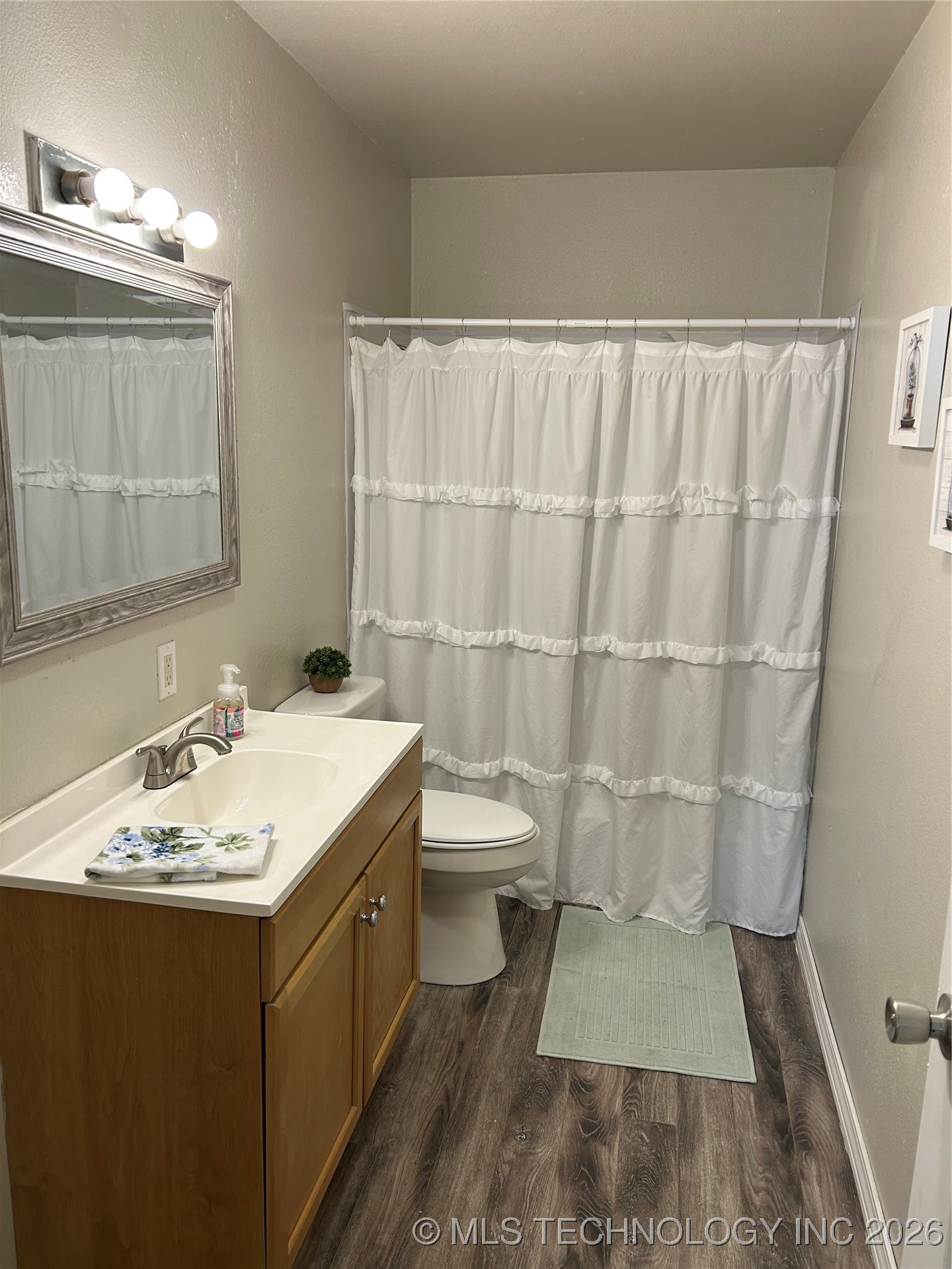 316 W Chickasaw Property Photo 4