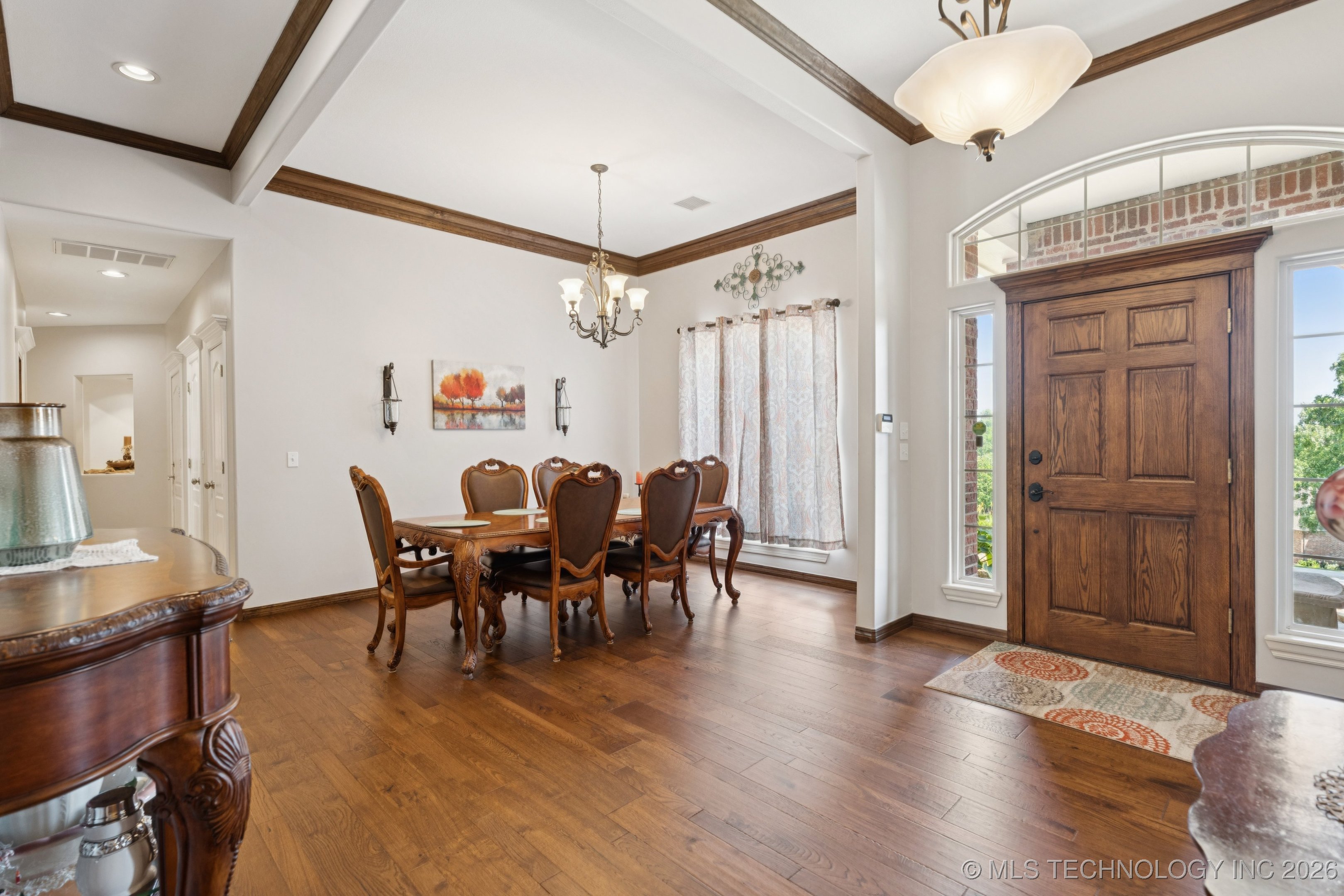 316 E 44th Street Property Photo 7