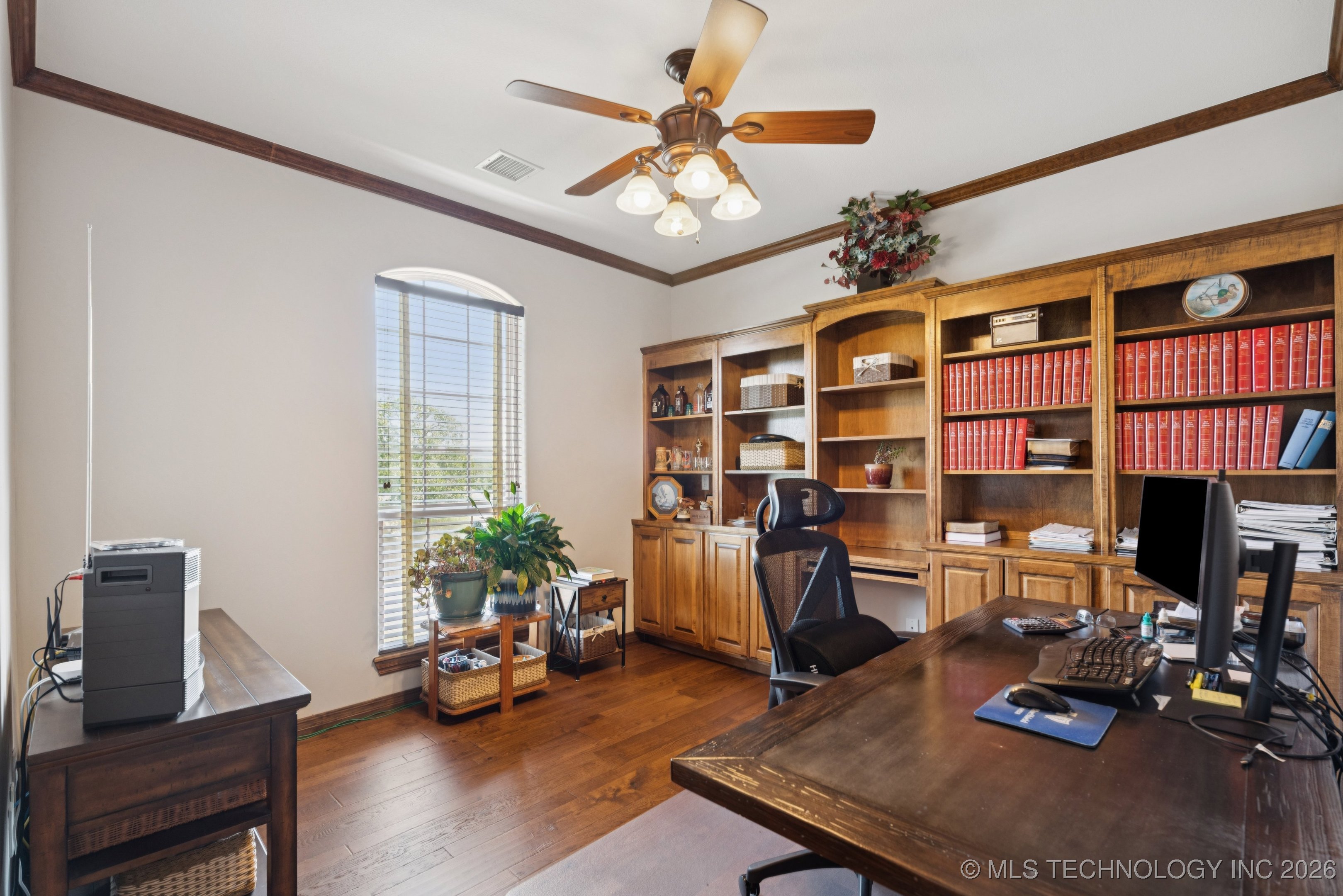 316 E 44th Street Property Photo 22