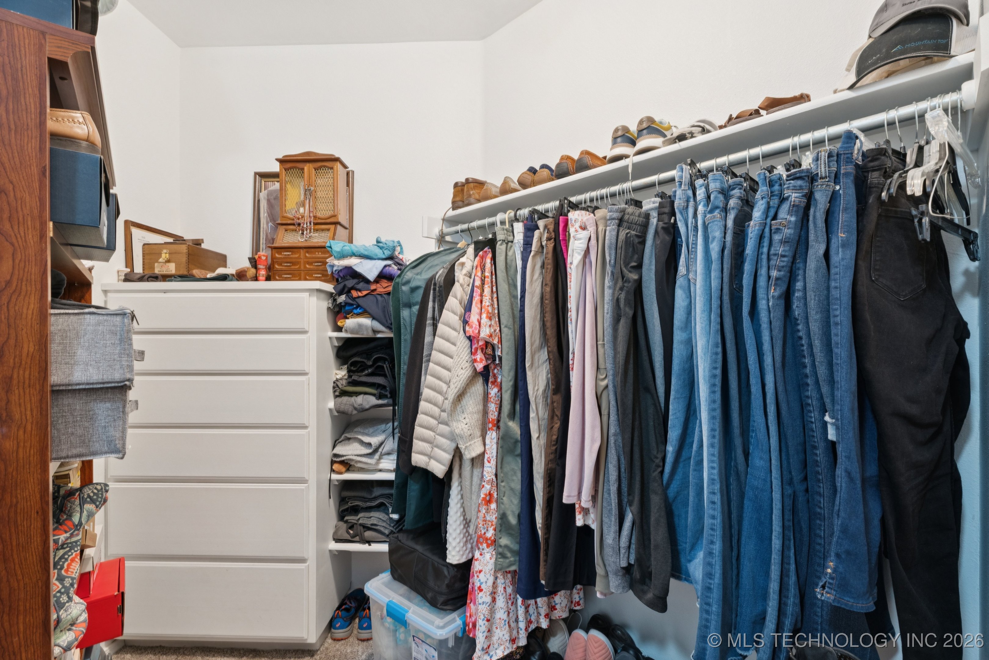 316 E 44th Street Property Photo 30