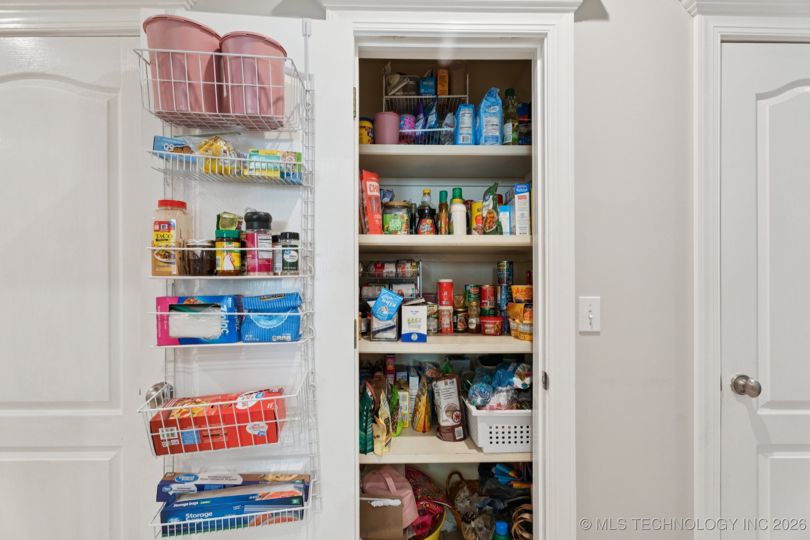 316 E 44th Street Property Photo 31