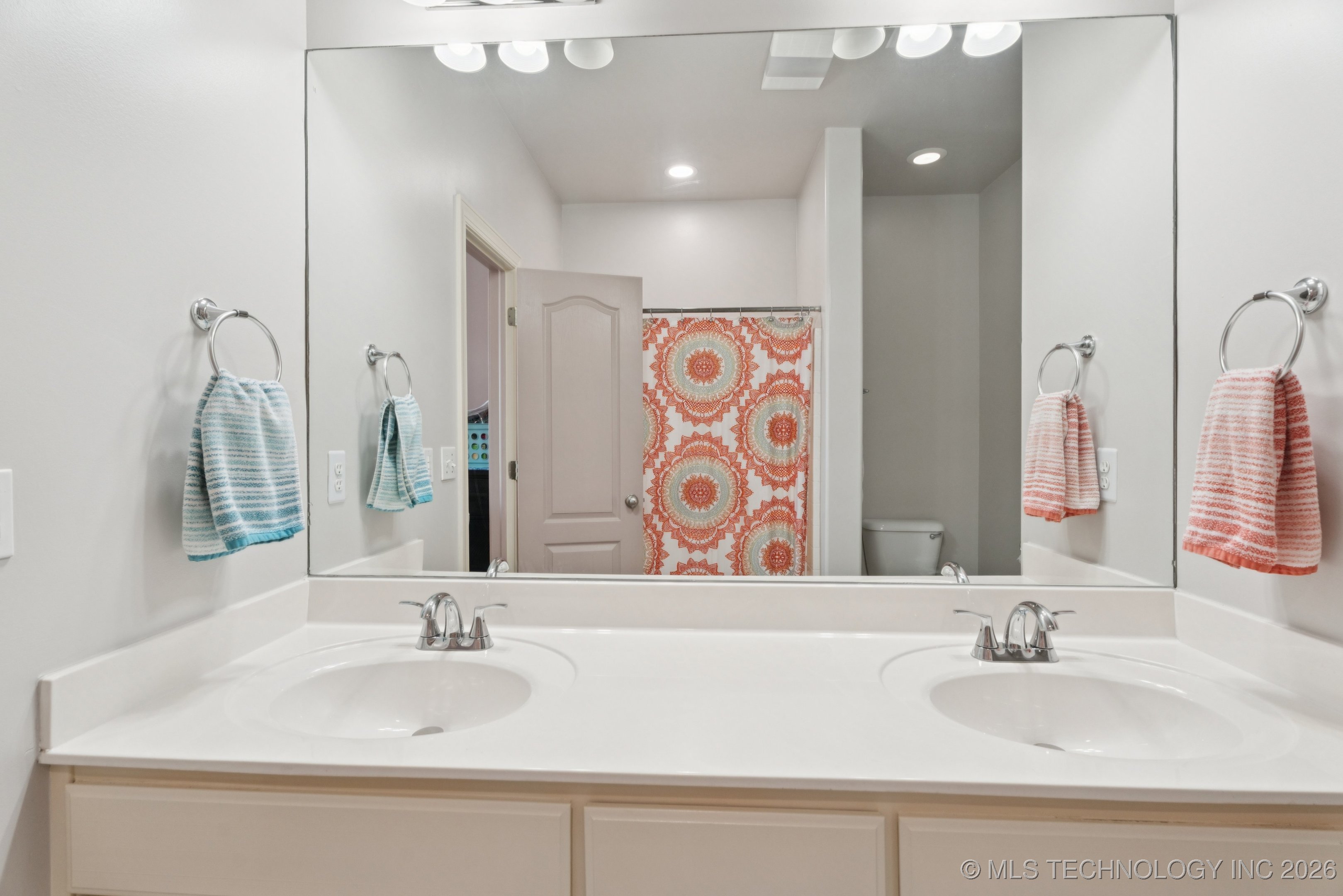 316 E 44th Street Property Photo 35