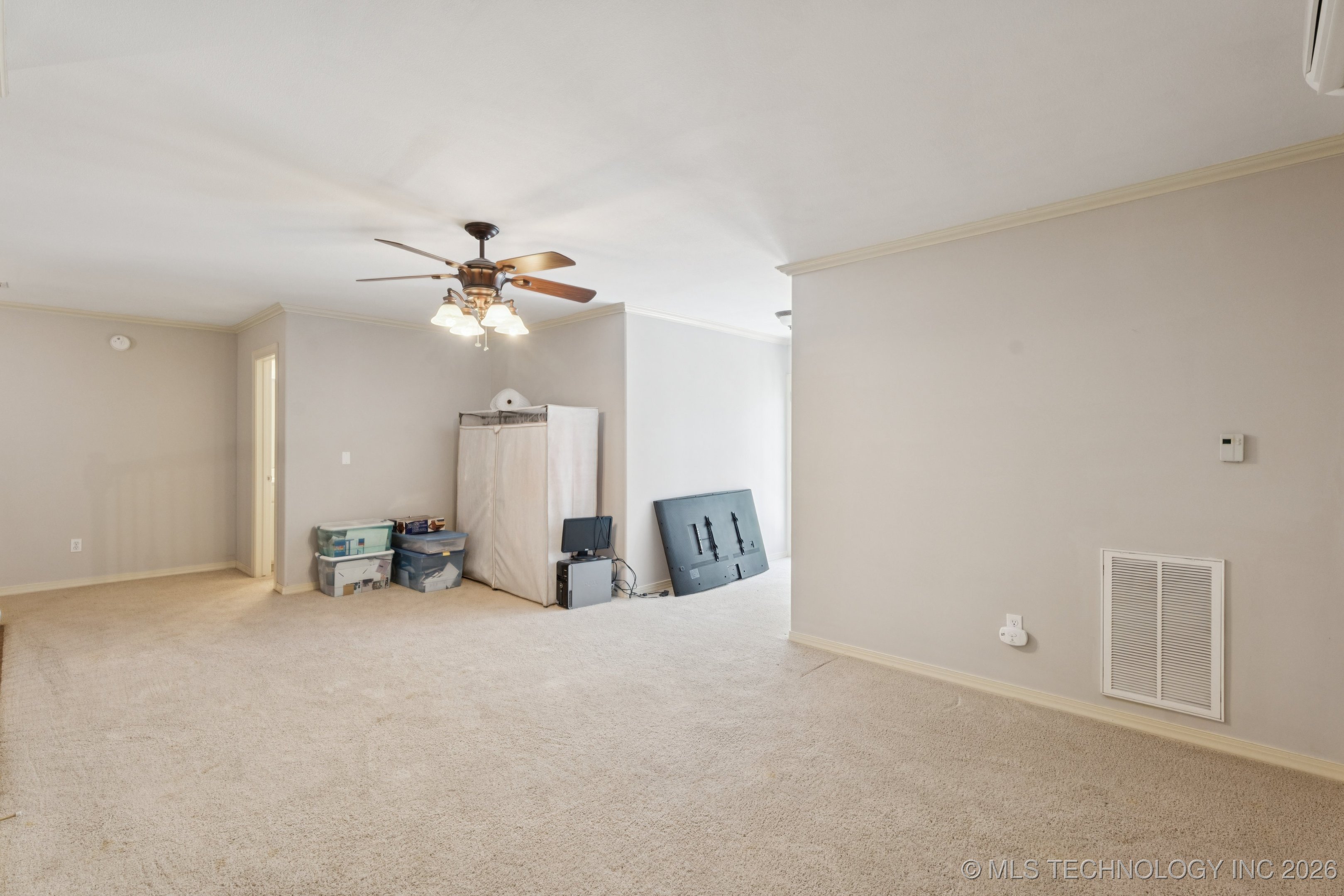 316 E 44th Street Property Photo 46