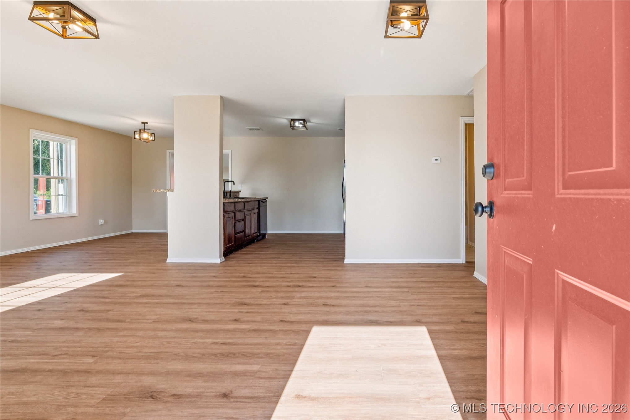 1915 S Lenapah Avenue Property Photo 2