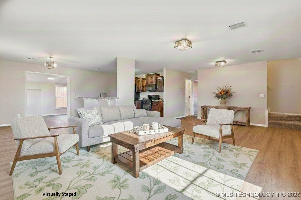 1915 S Lenapah Avenue Property Photo 4