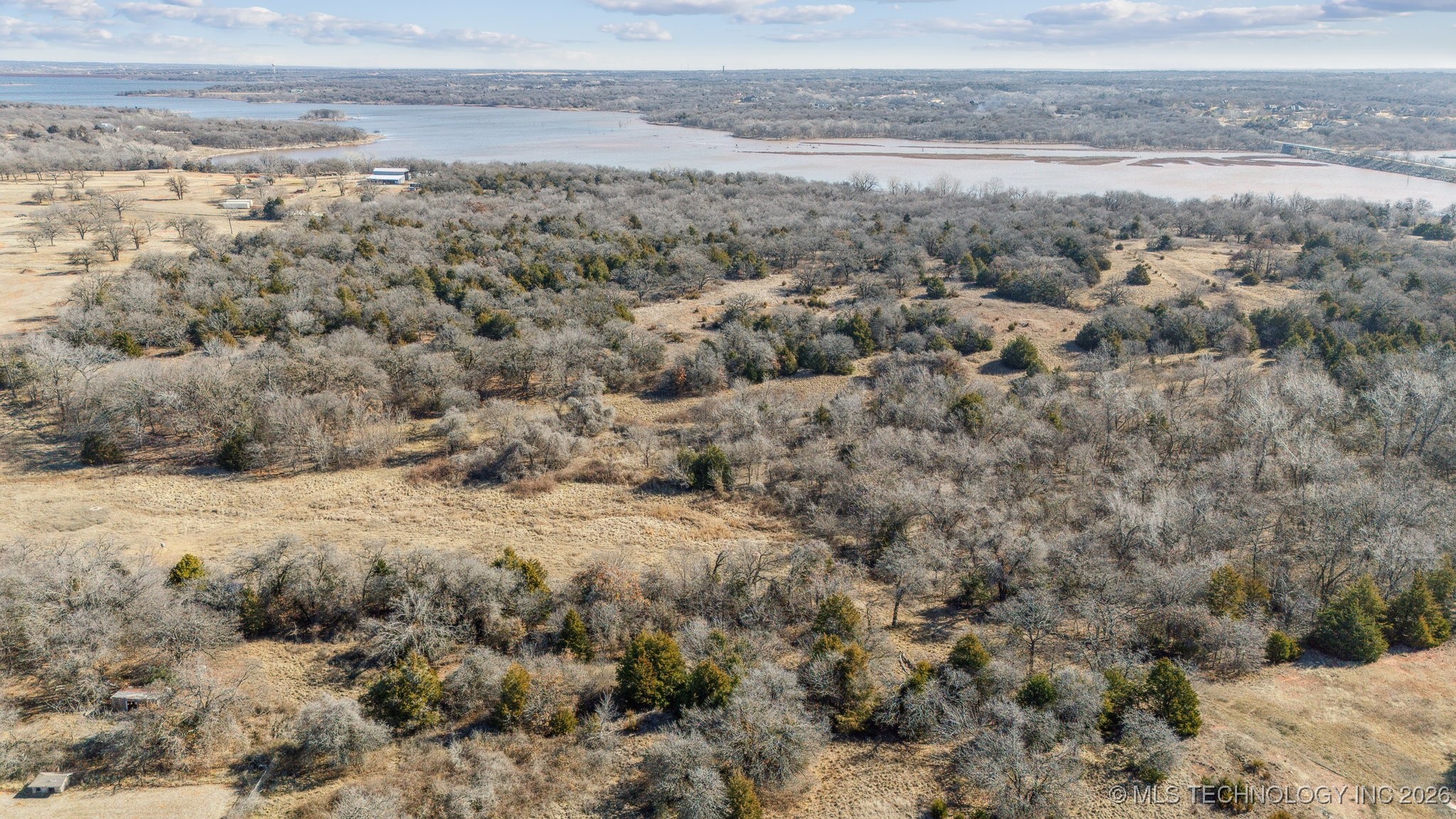 4200 E I-35 Highway Property Photo 8