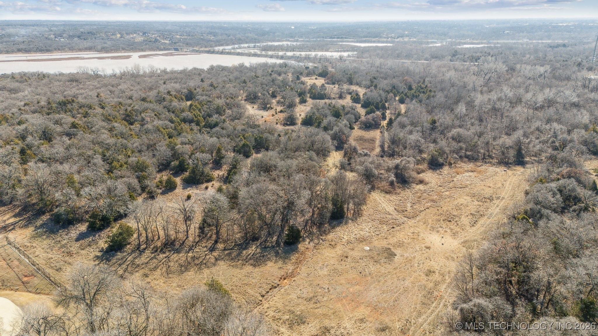4200 E I-35 Highway Property Photo 9