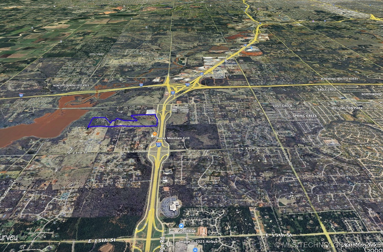 4200 E I-35 Highway Property Photo 24