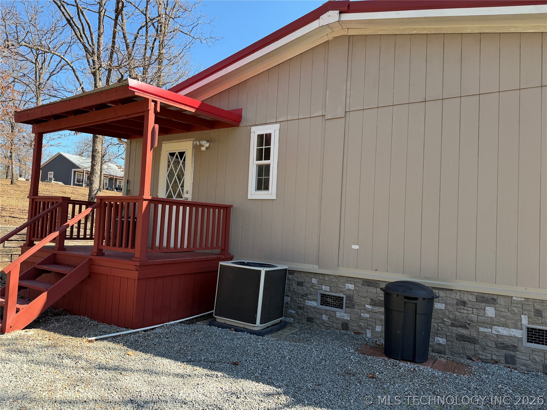 107356 S 4138 Property Photo 9