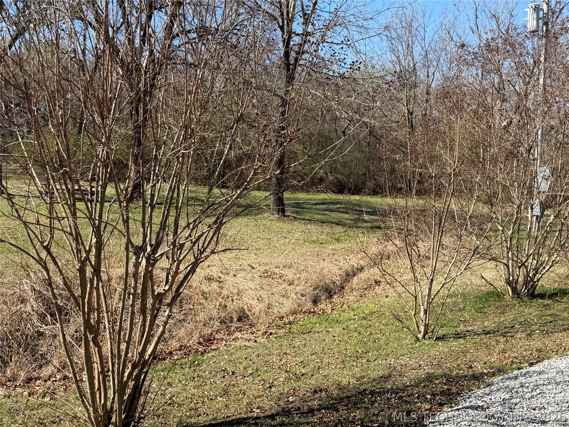 107356 S 4138 Property Photo 17