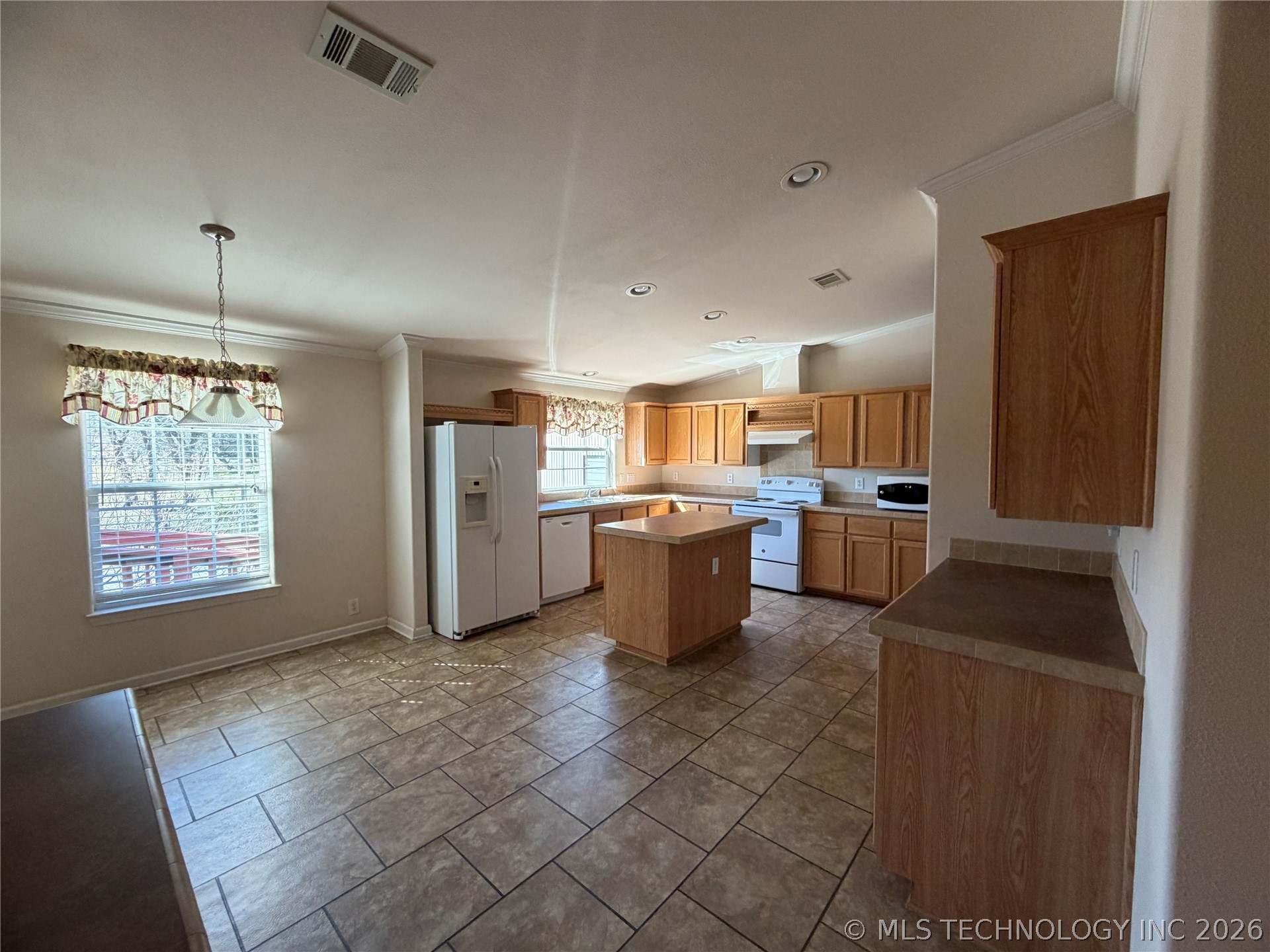 107356 S 4138 Property Photo 28
