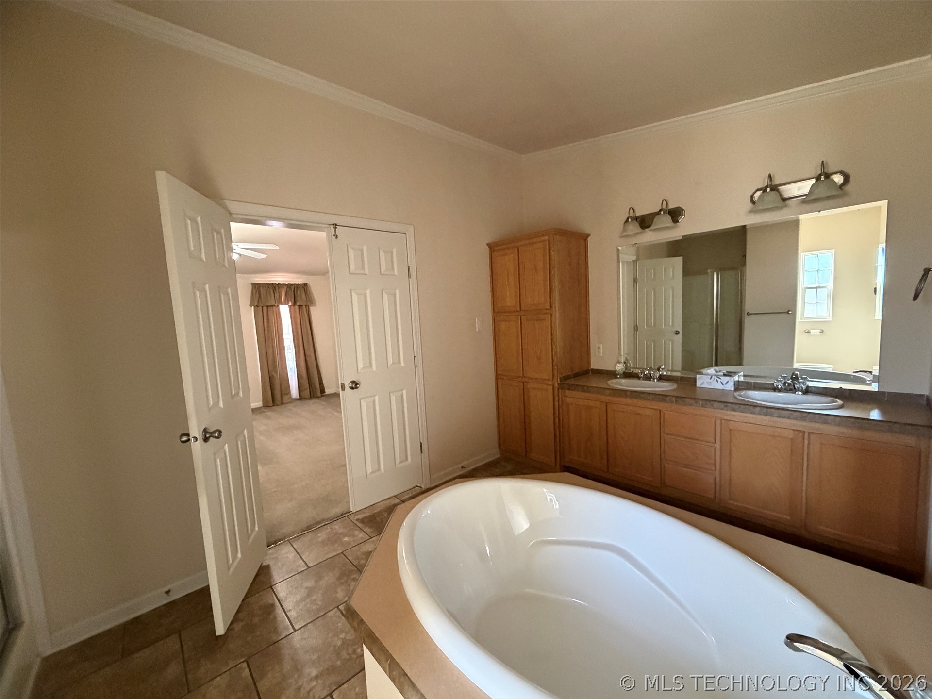107356 S 4138 Property Photo 34