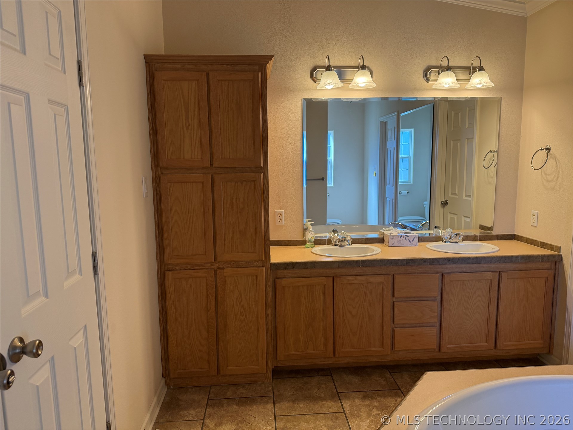 107356 S 4138 Property Photo 36