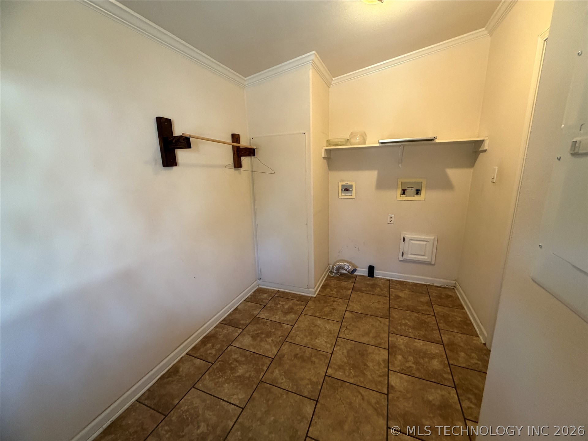 107356 S 4138 Property Photo 48