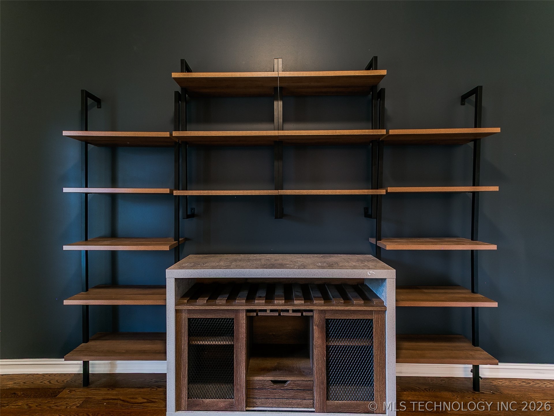 11328 S 75th Avenue E Property Photo 17