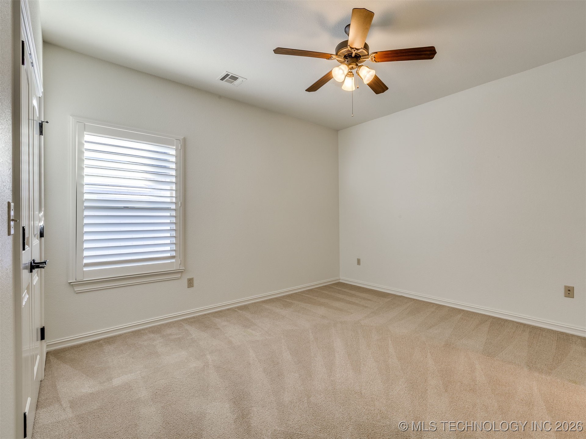 11328 S 75th Avenue E Property Photo 45