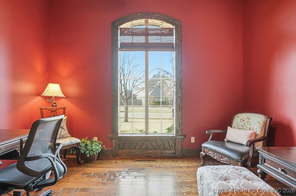 3631 S Fir Boulevard Property Photo 8