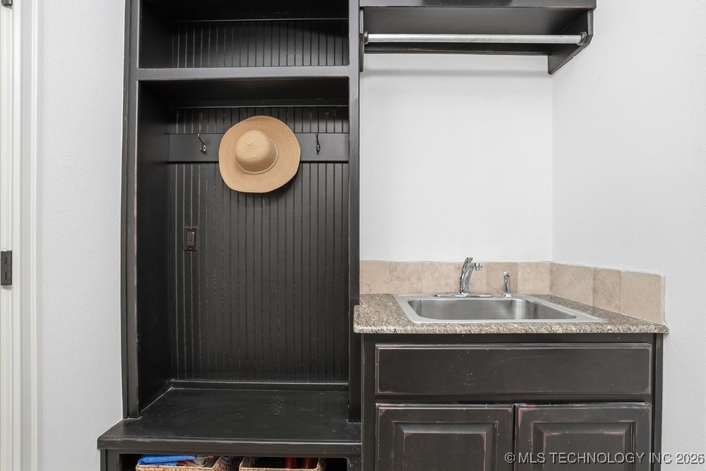 3631 S Fir Boulevard Property Photo 27